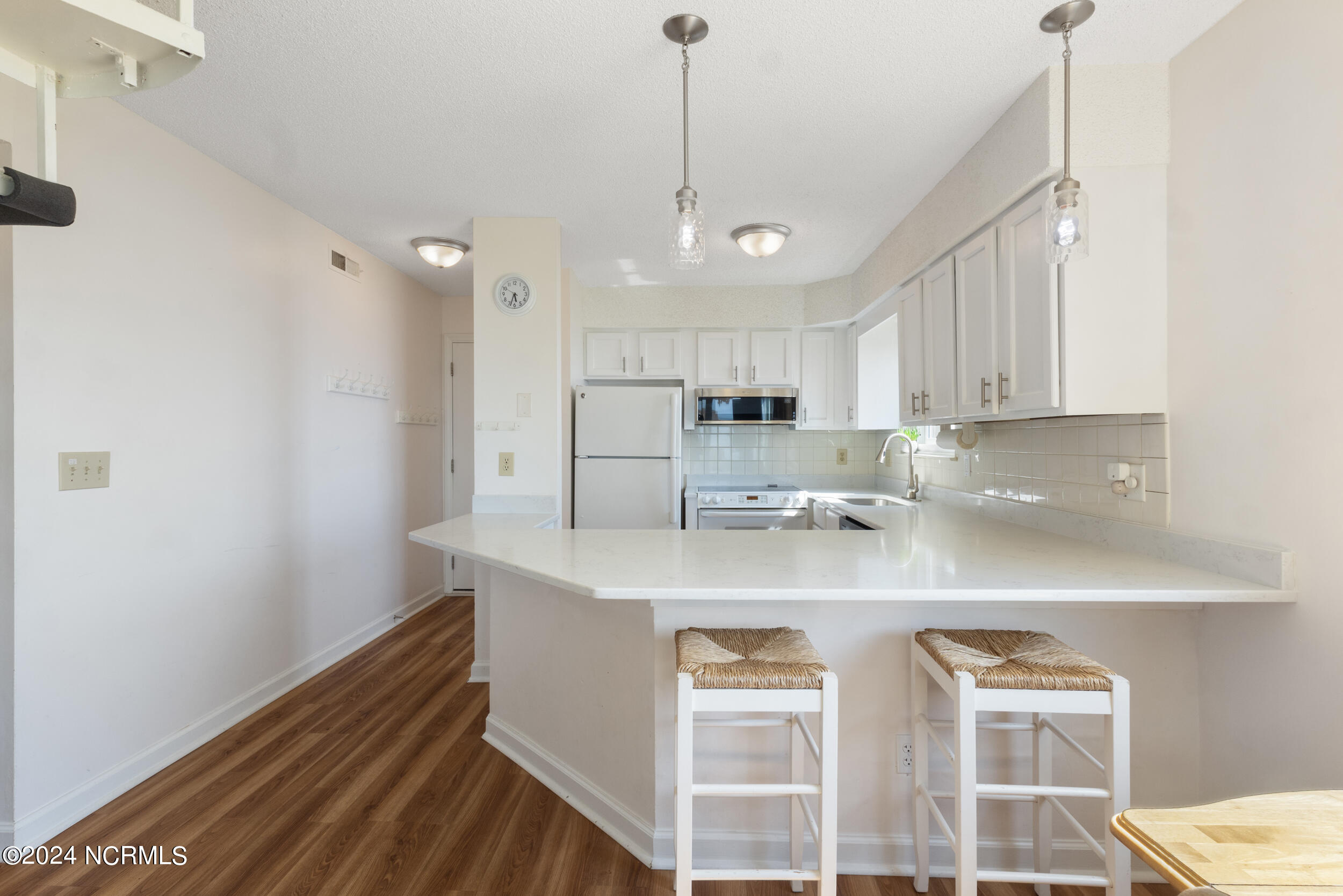 1101 Lake Park Boulevard S, A32