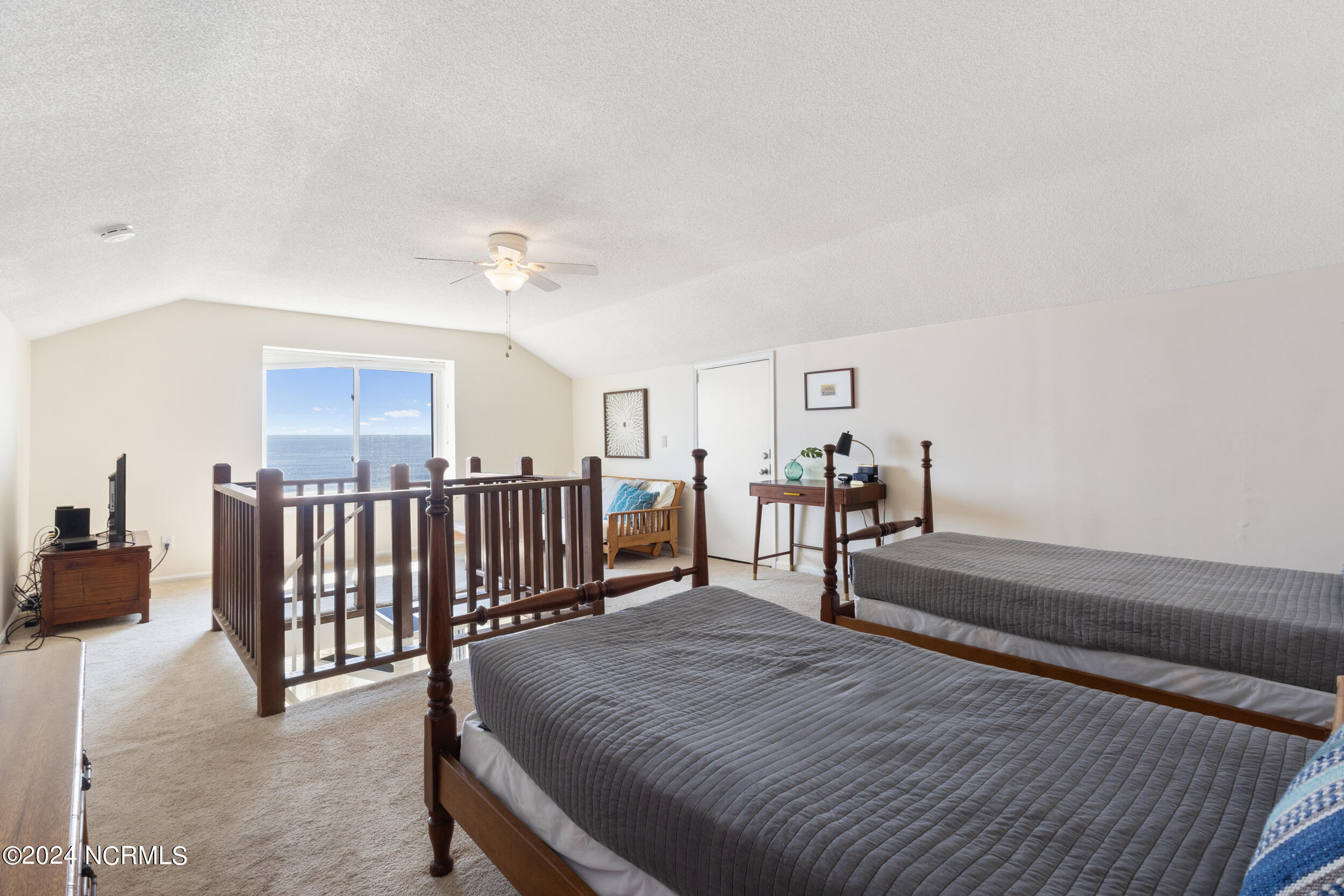 1101 Lake Park Boulevard S, A32