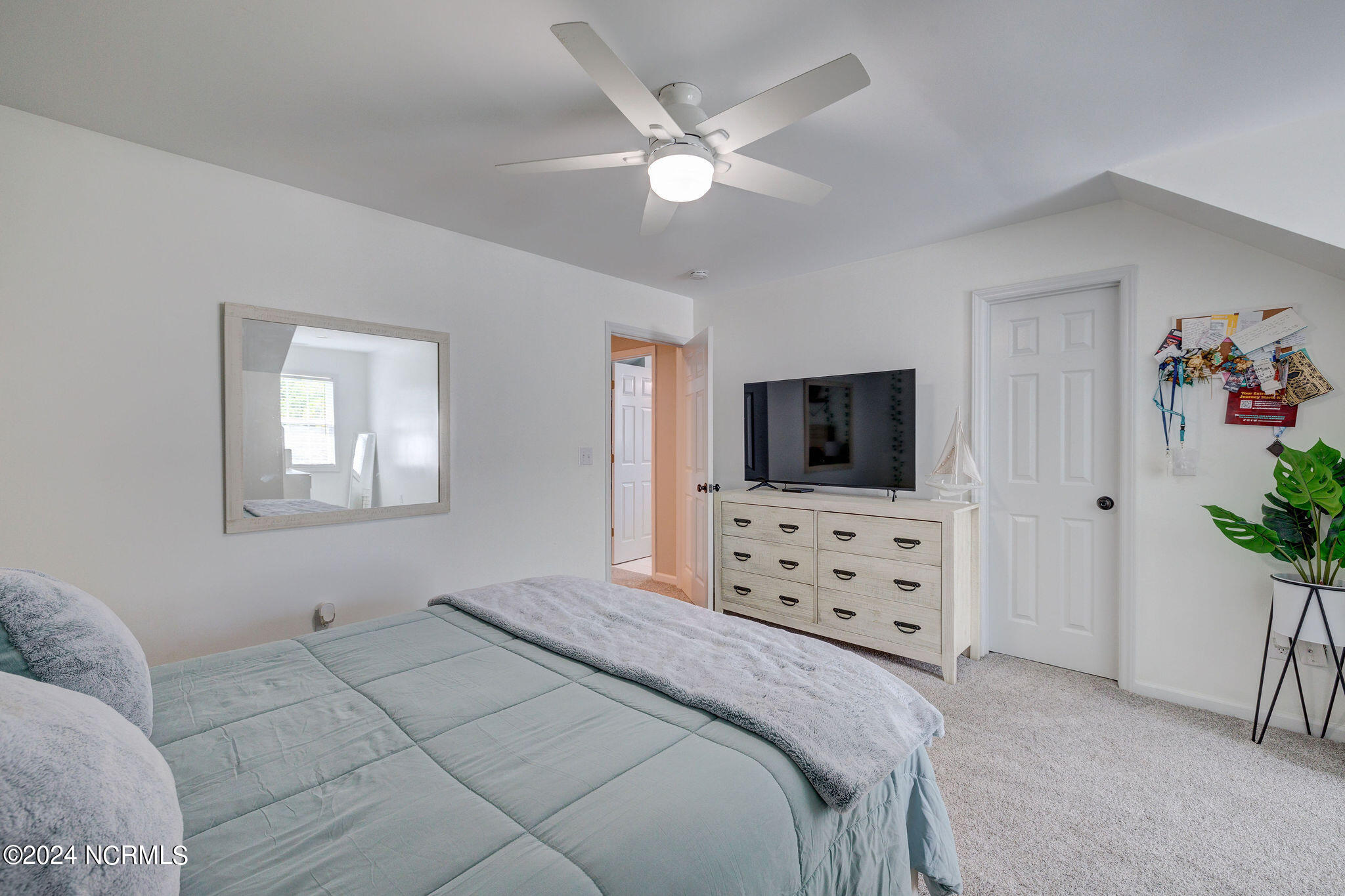 7403 Promontory Court N