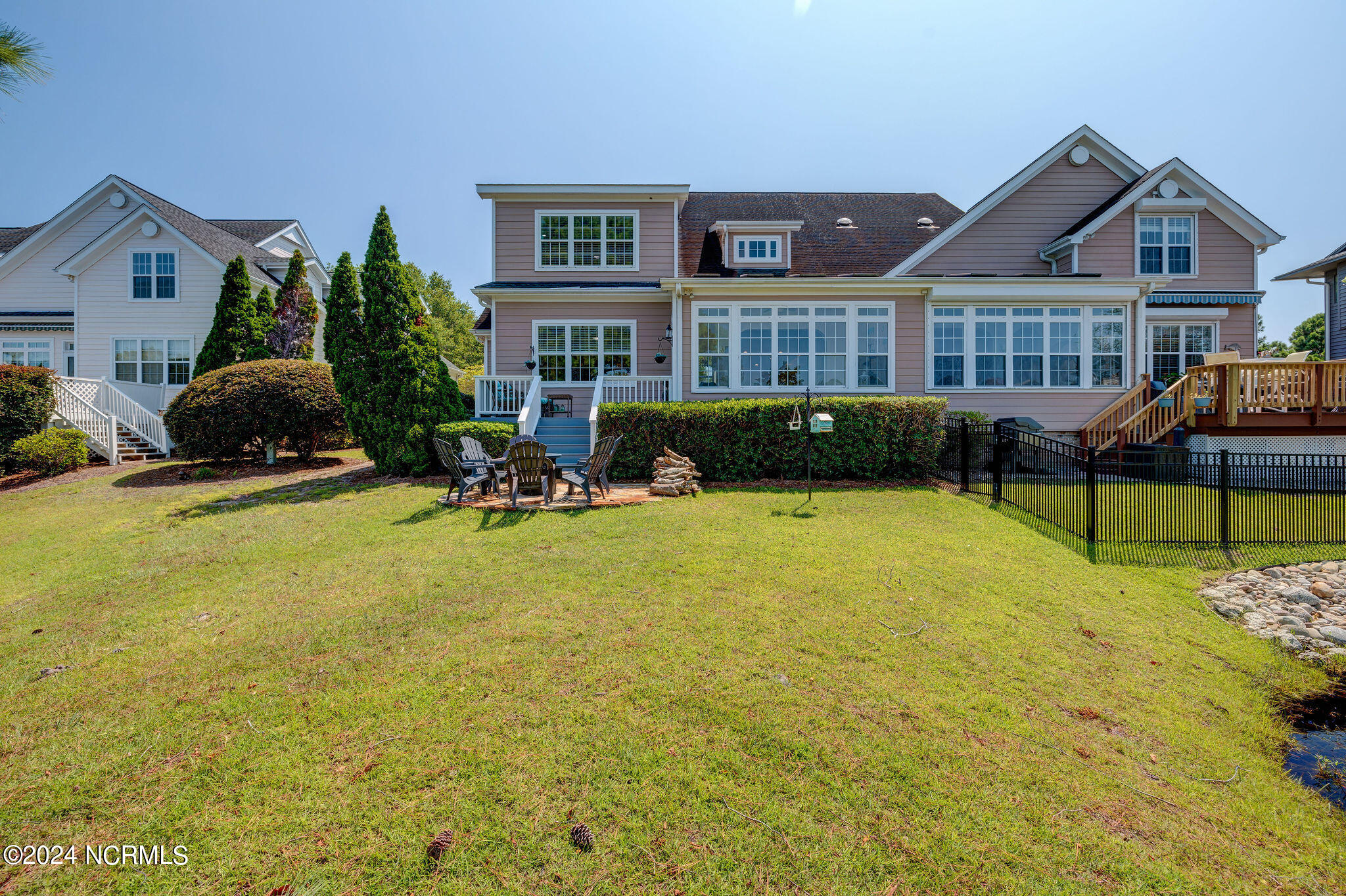 7403 Promontory Court N