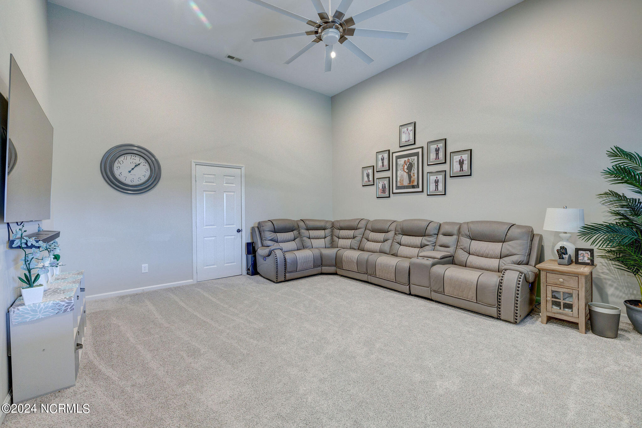 7403 Promontory Court N