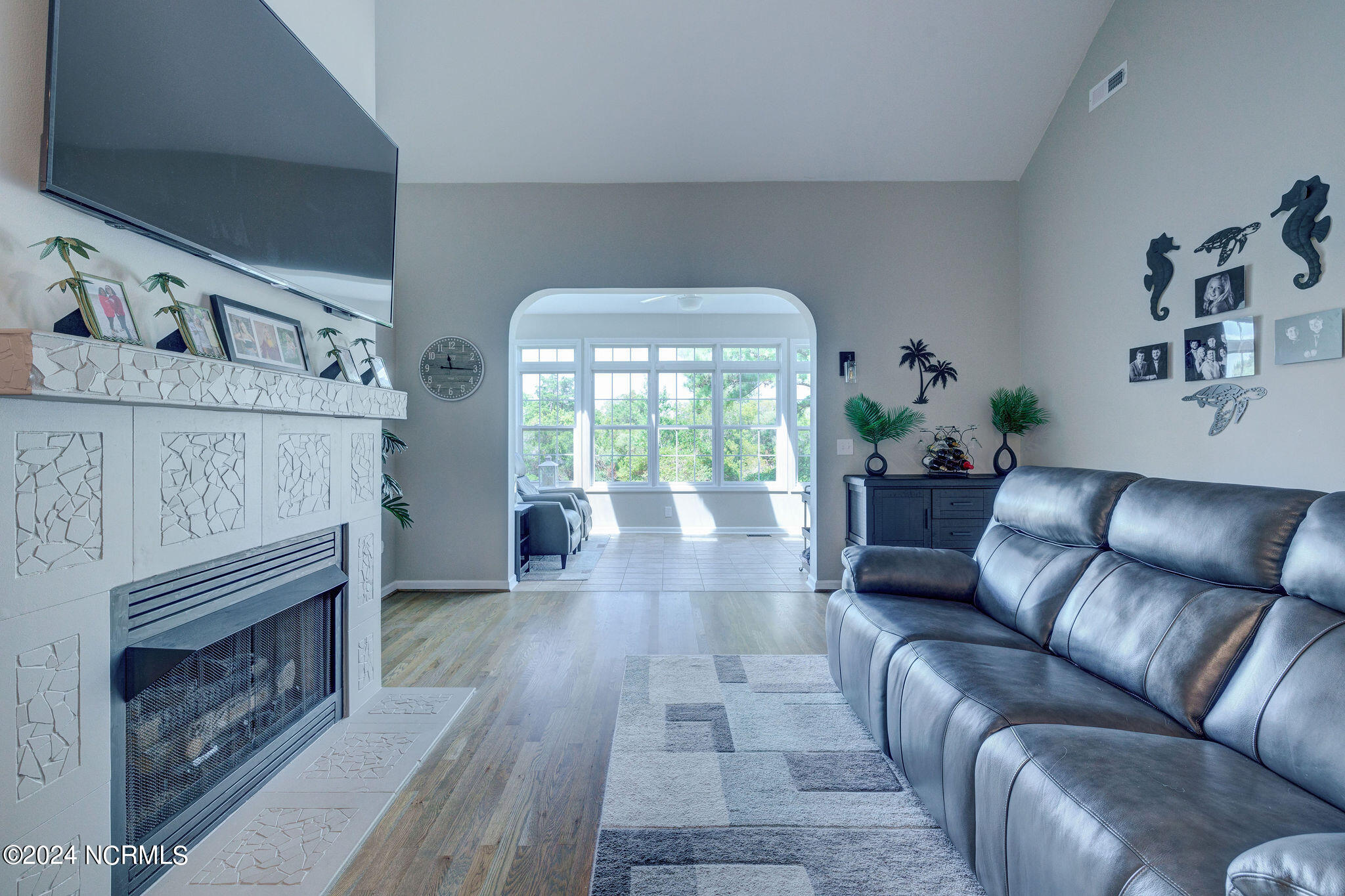 7403 Promontory Court N