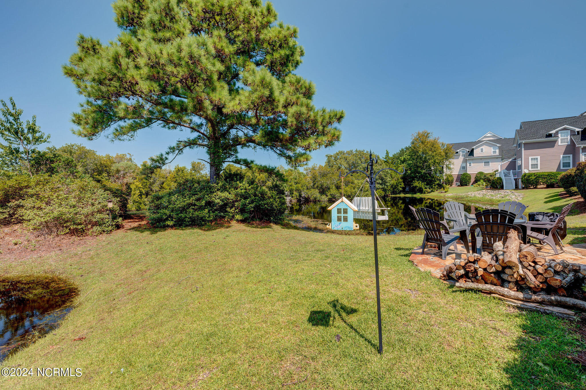 7403 Promontory Court N