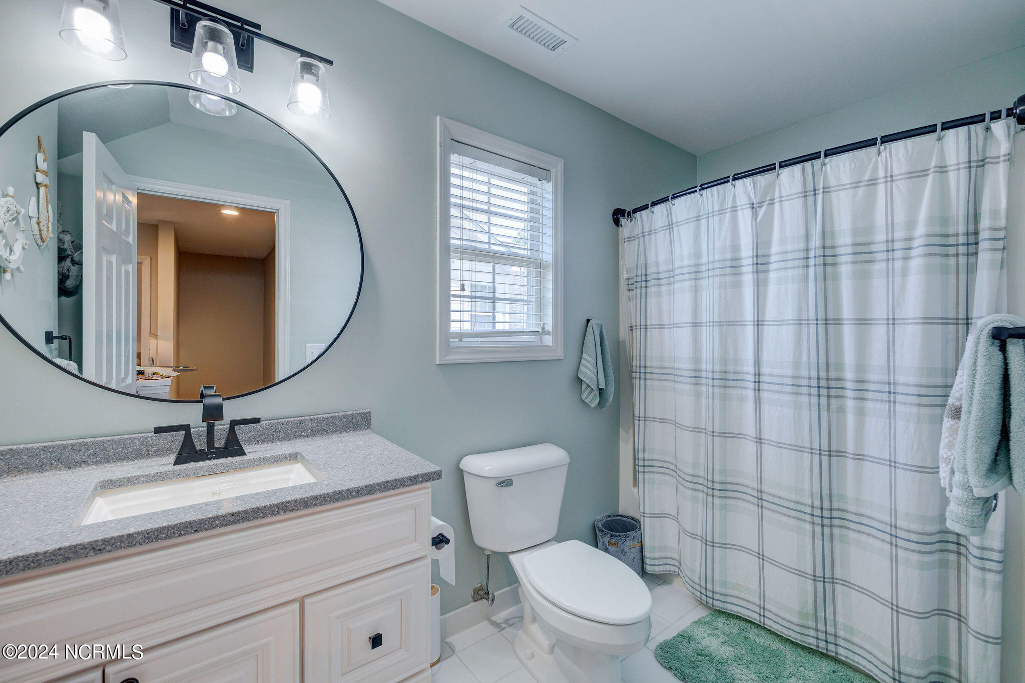 7403 Promontory Court N