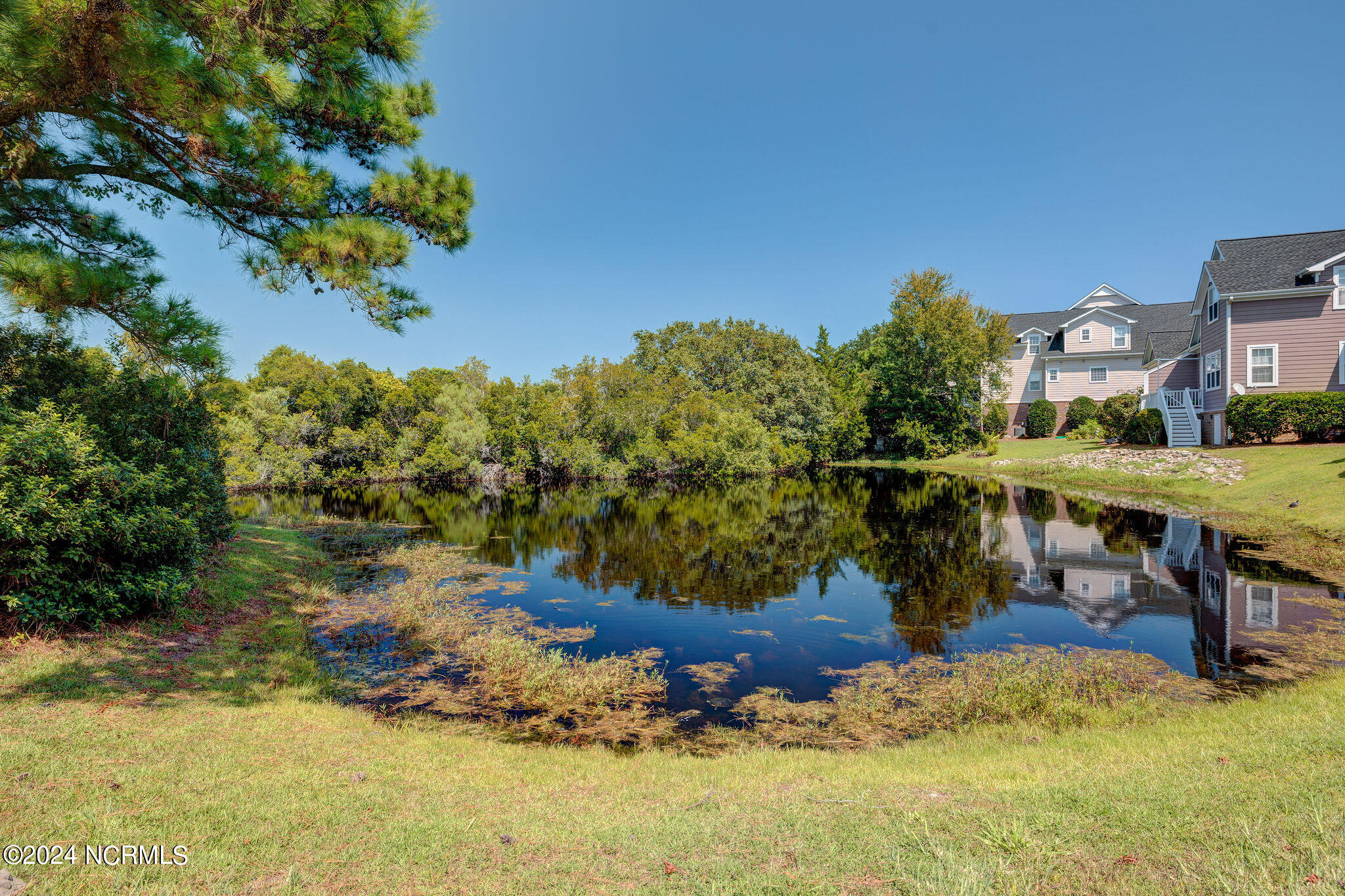 7403 Promontory Court N