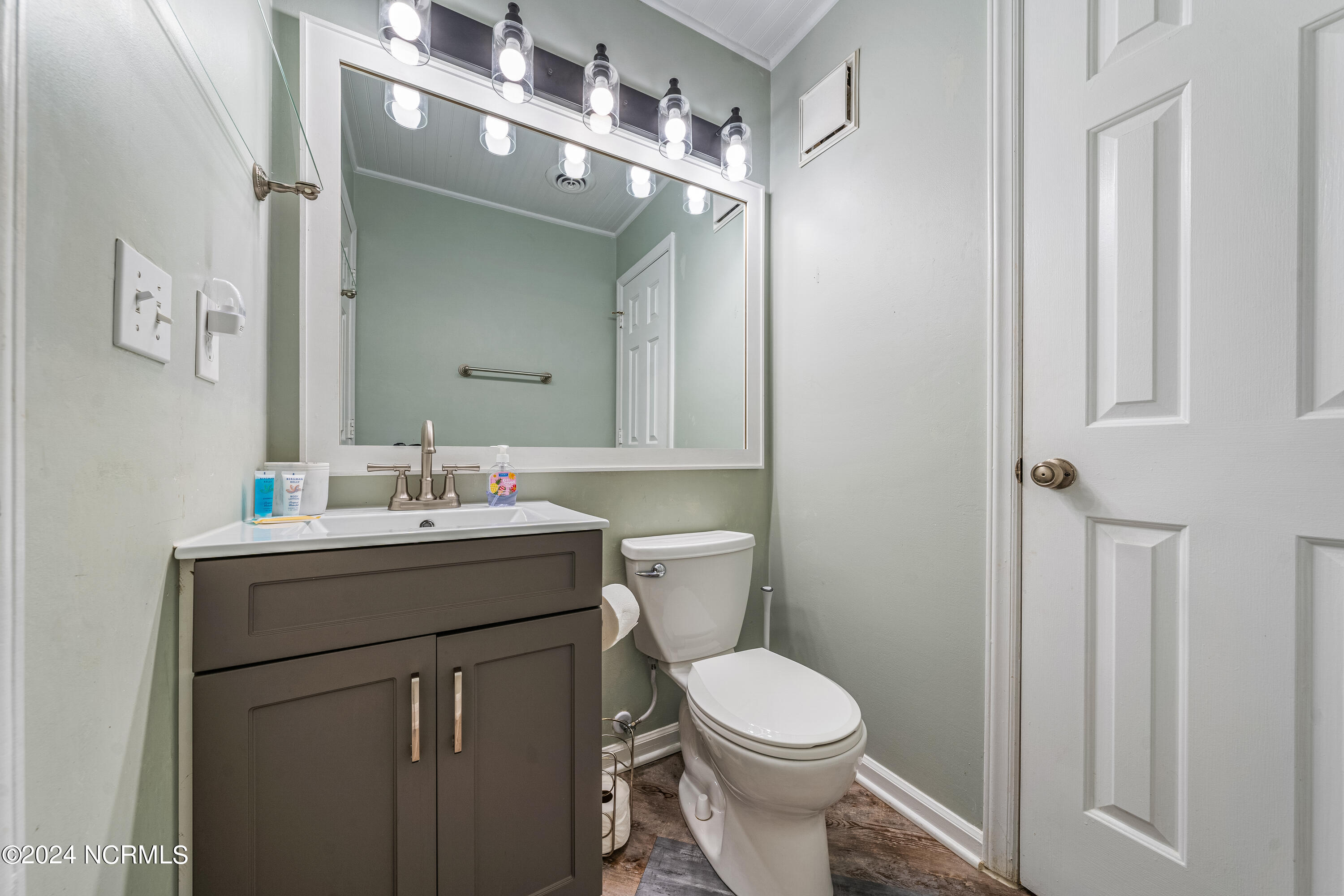 101 Sea Oats Lane, D34
