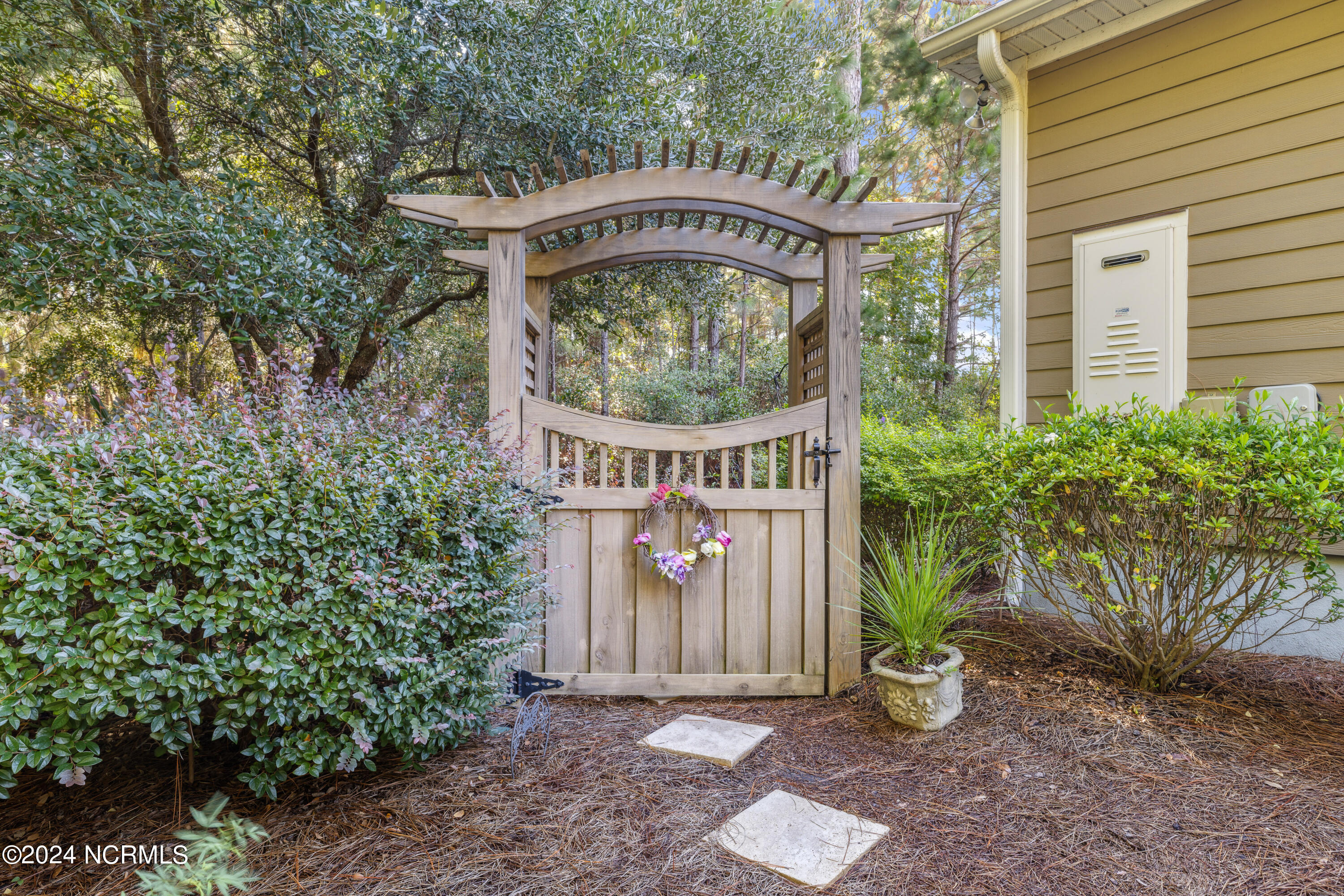 1085 Sandy Grove Place