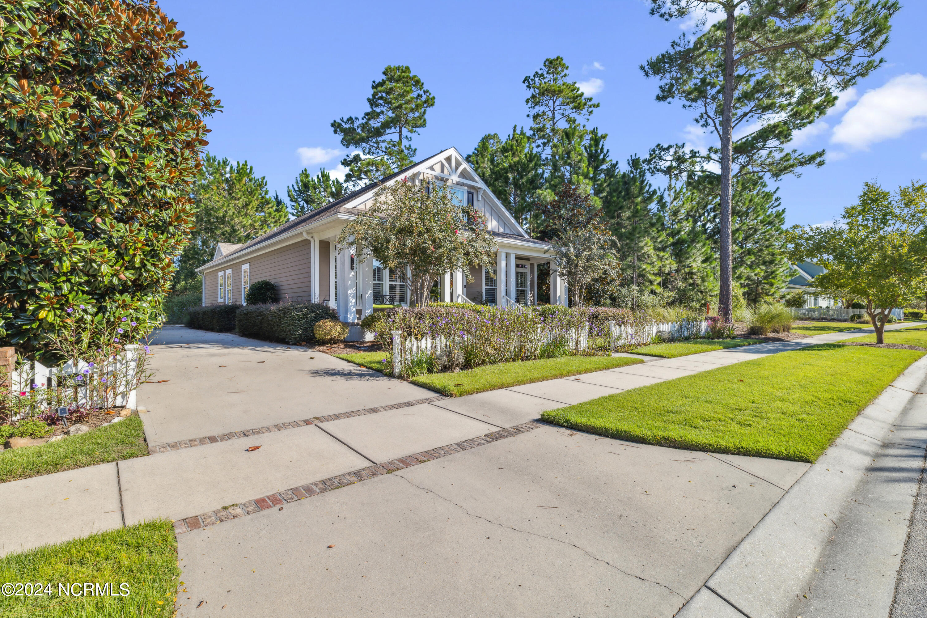 1085 Sandy Grove Place