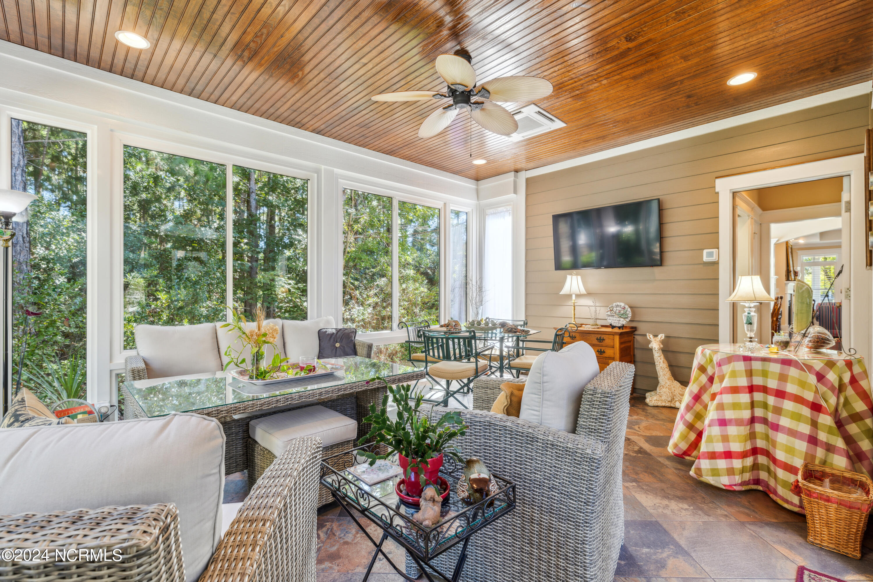 1085 Sandy Grove Place