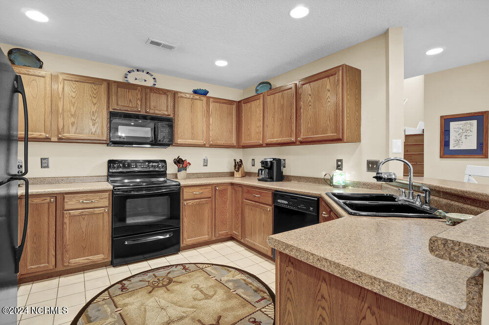 622 Sloop Pointe Lane
