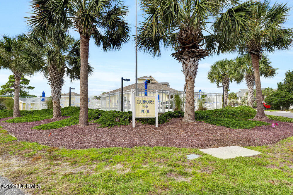 622 Sloop Pointe Lane