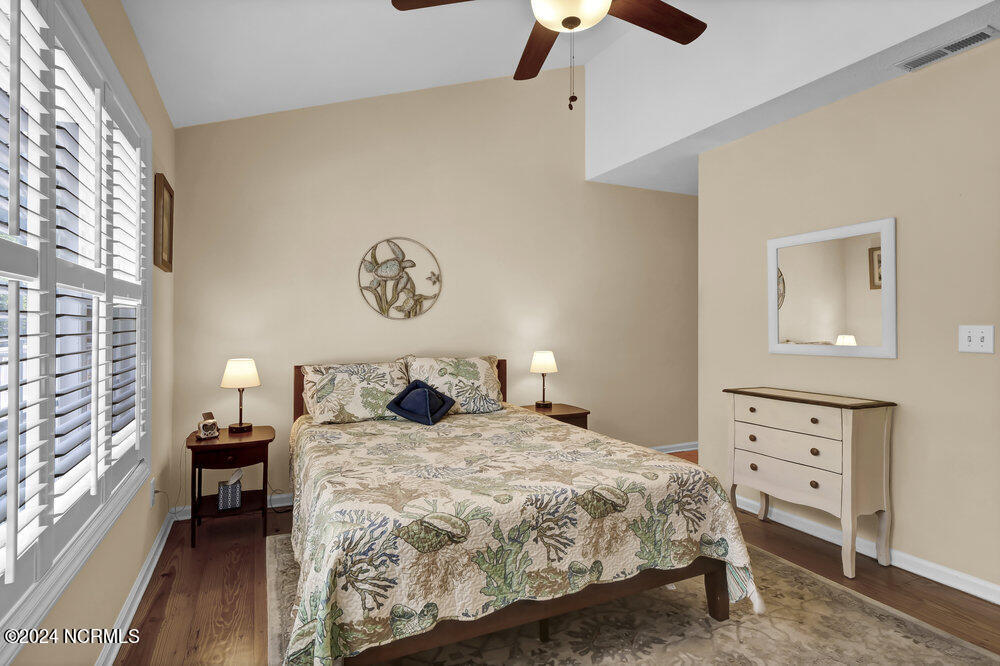 622 Sloop Pointe Lane