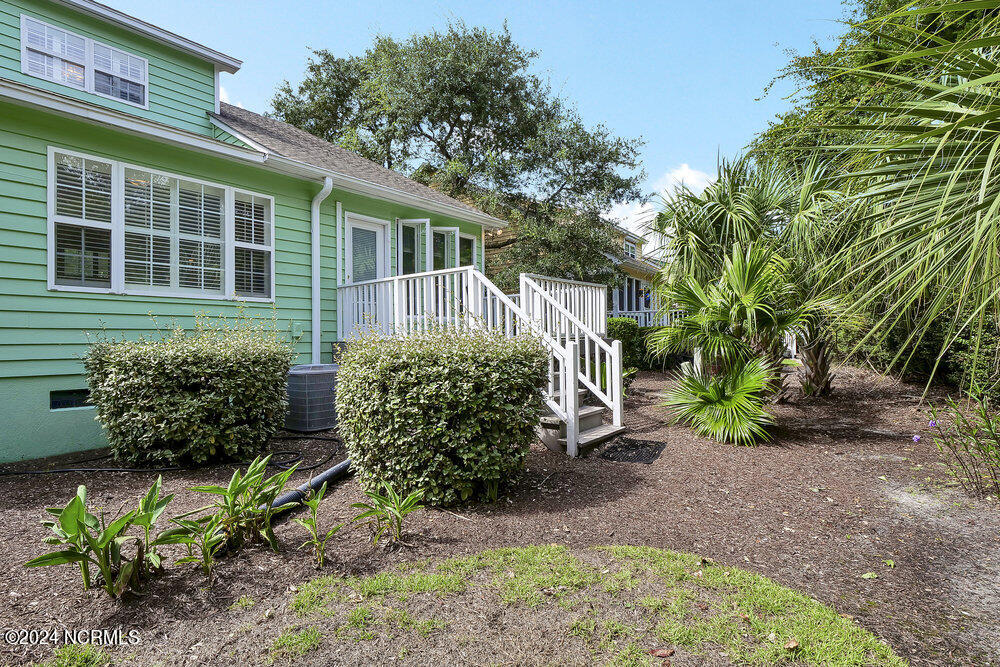622 Sloop Pointe Lane
