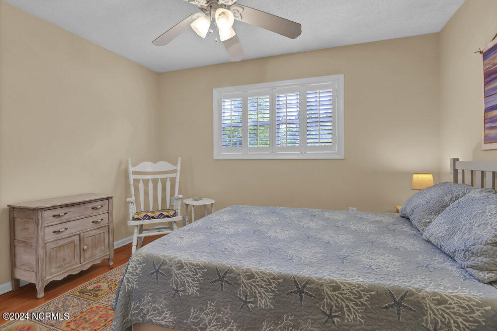 622 Sloop Pointe Lane