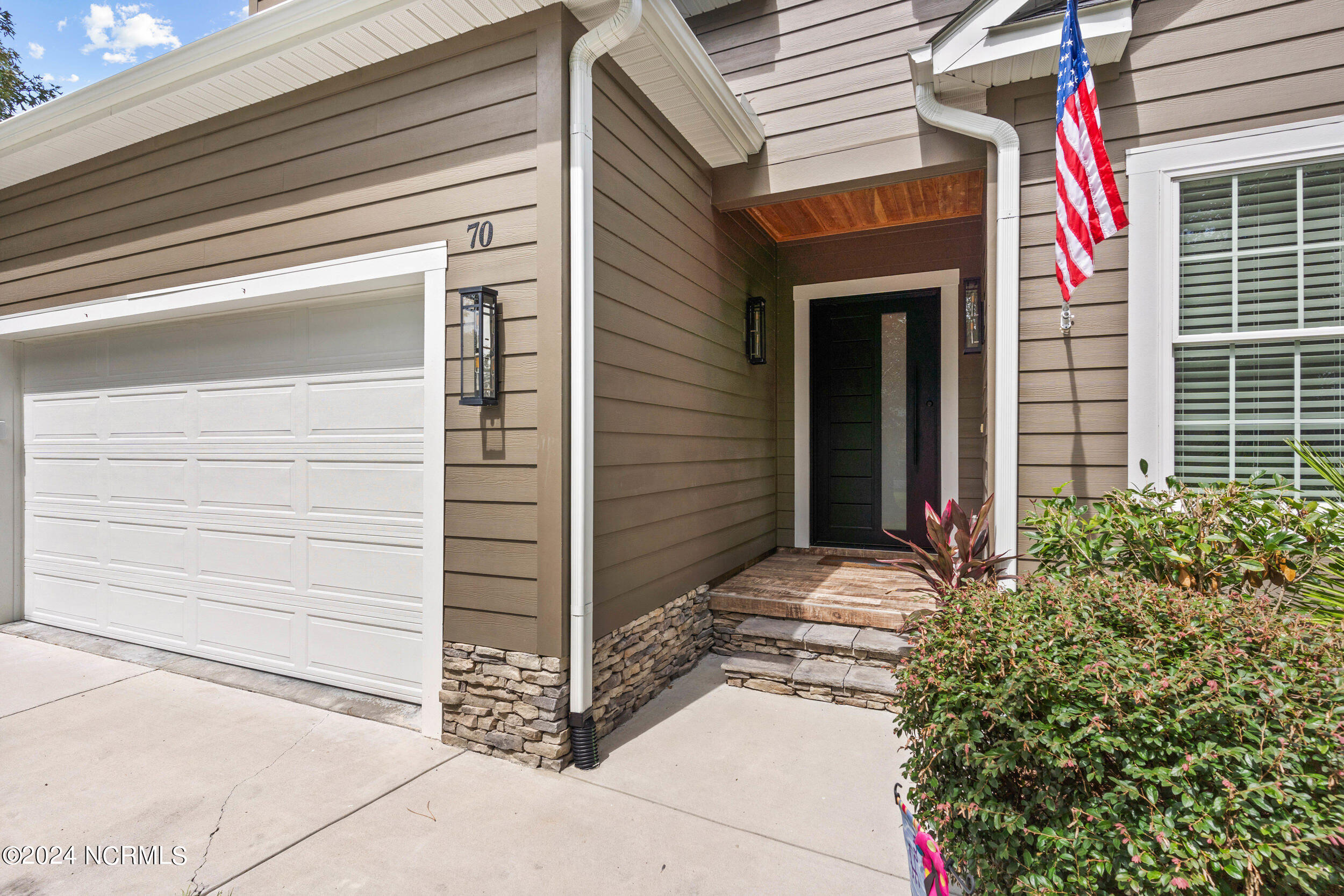 70 Plantation Passage Drive SE