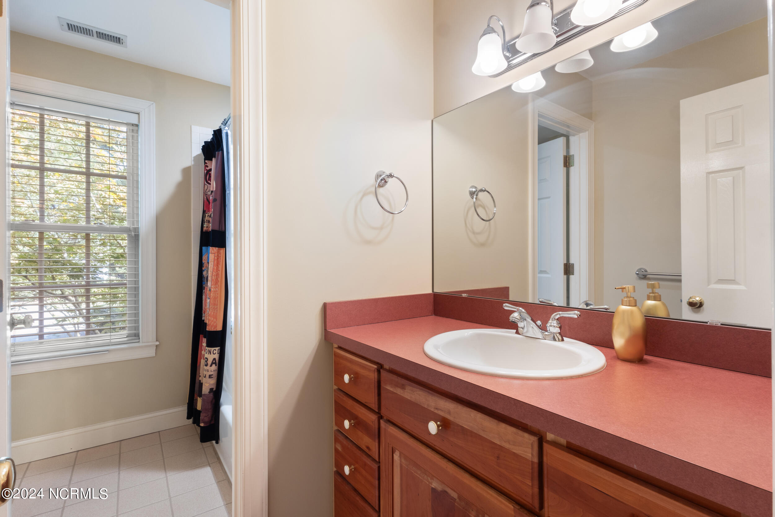 5614 Harvest Grove Lane