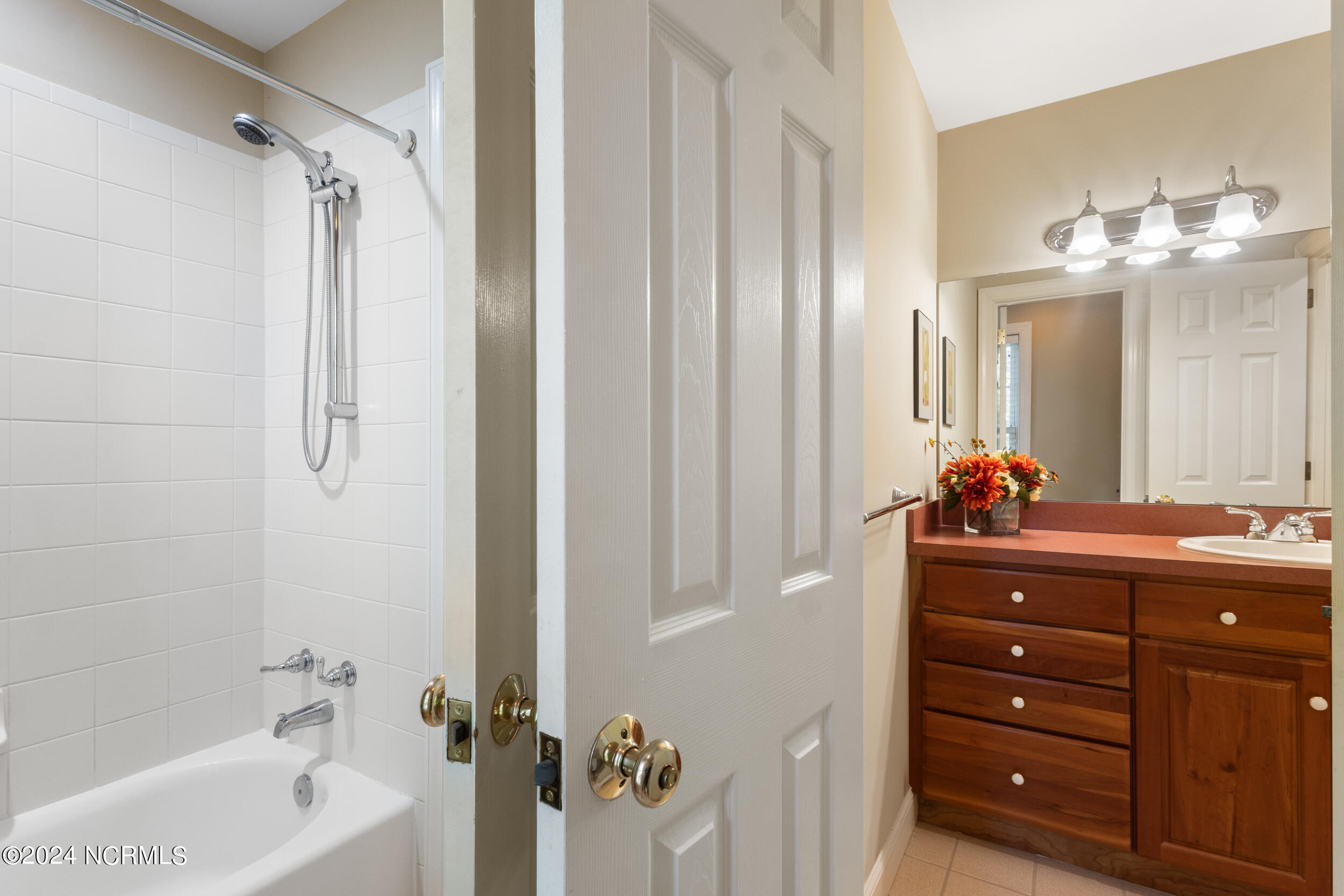 5614 Harvest Grove Lane