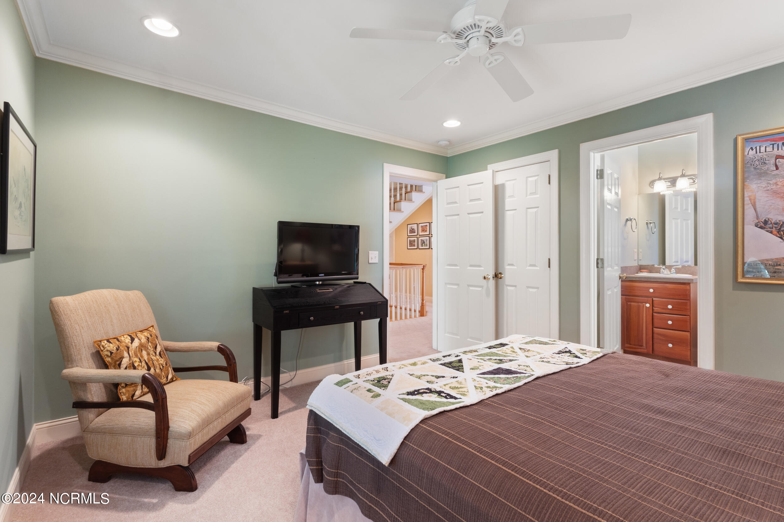 5614 Harvest Grove Lane