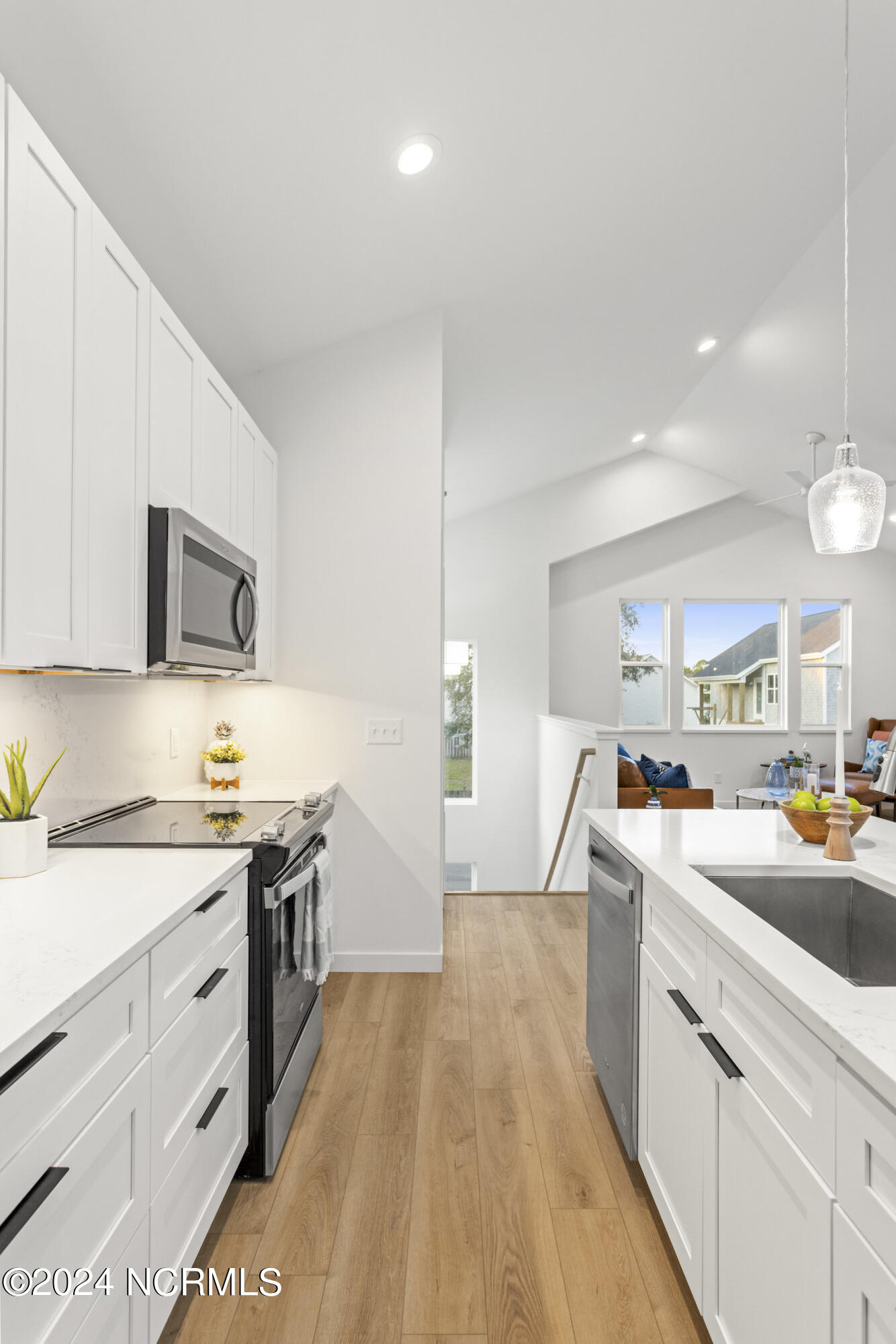 106 Hidden Cove Place