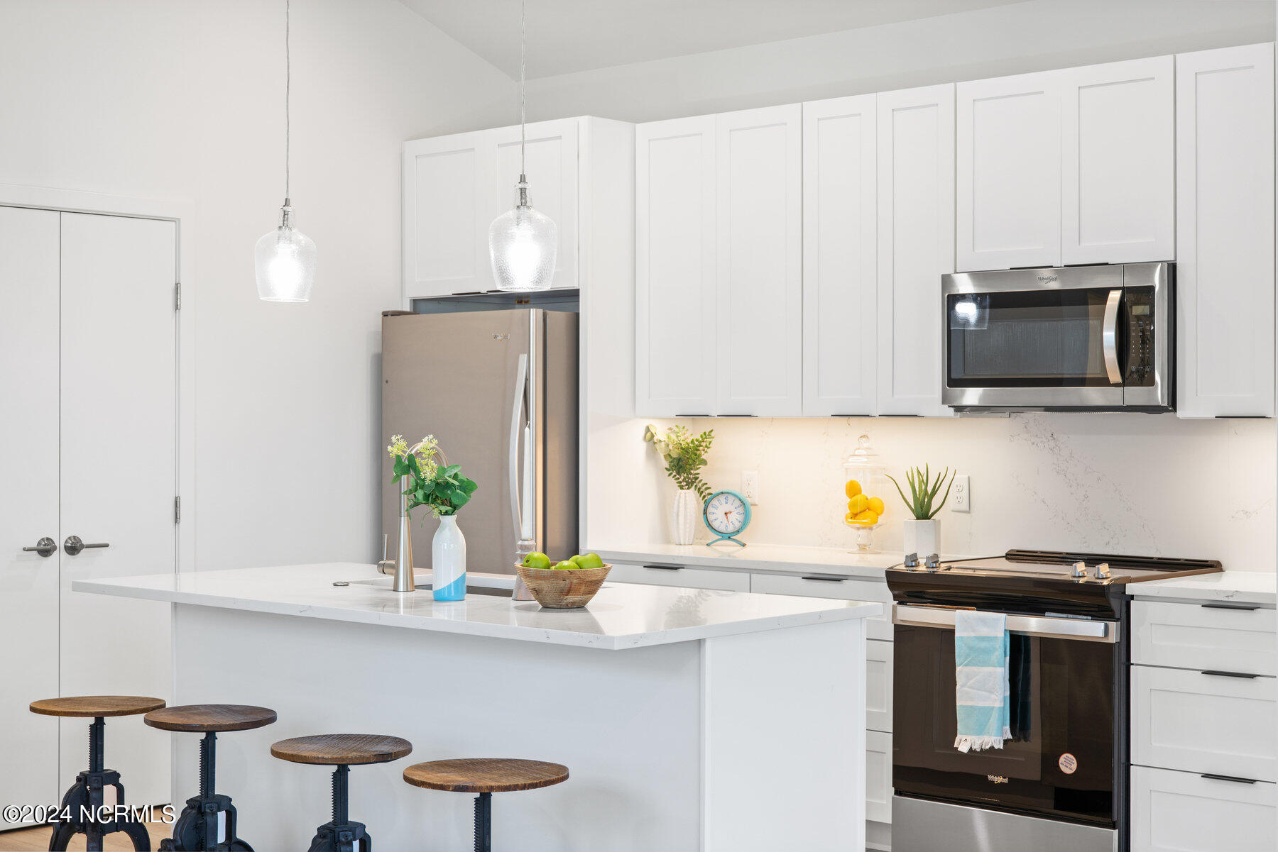 106 Hidden Cove Place