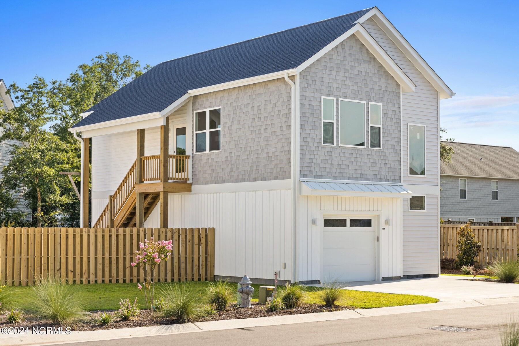 106 Hidden Cove Place