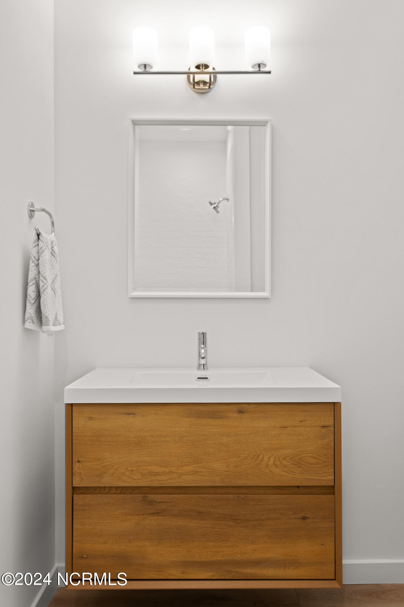 106 Hidden Cove Place