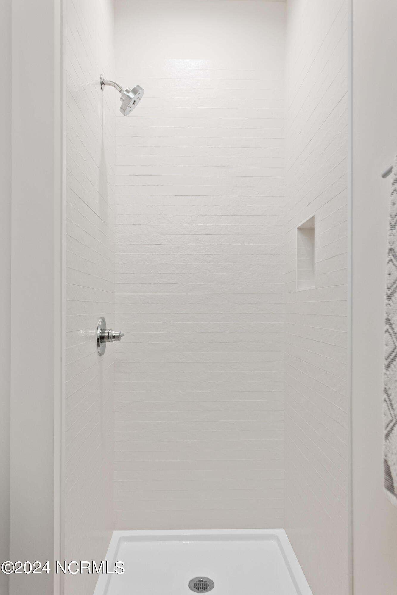 106 Hidden Cove Place