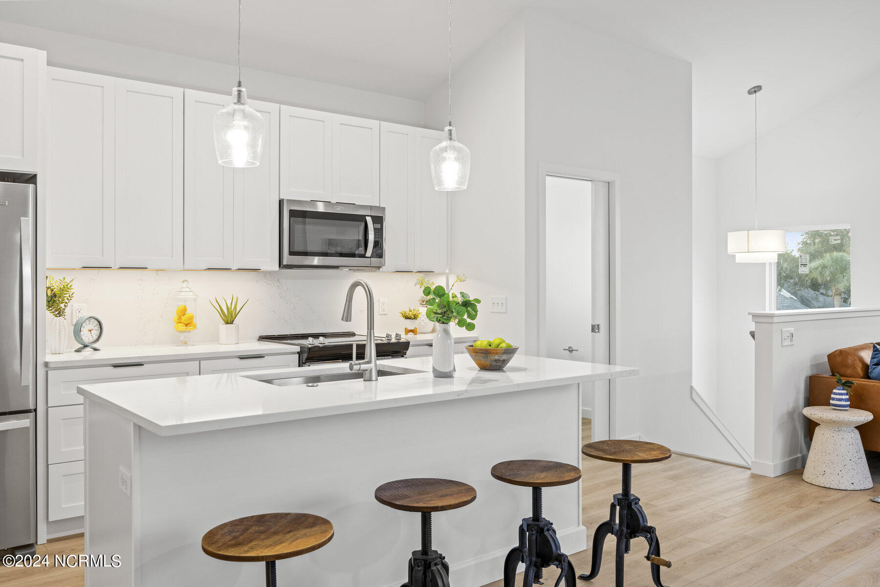 106 Hidden Cove Place