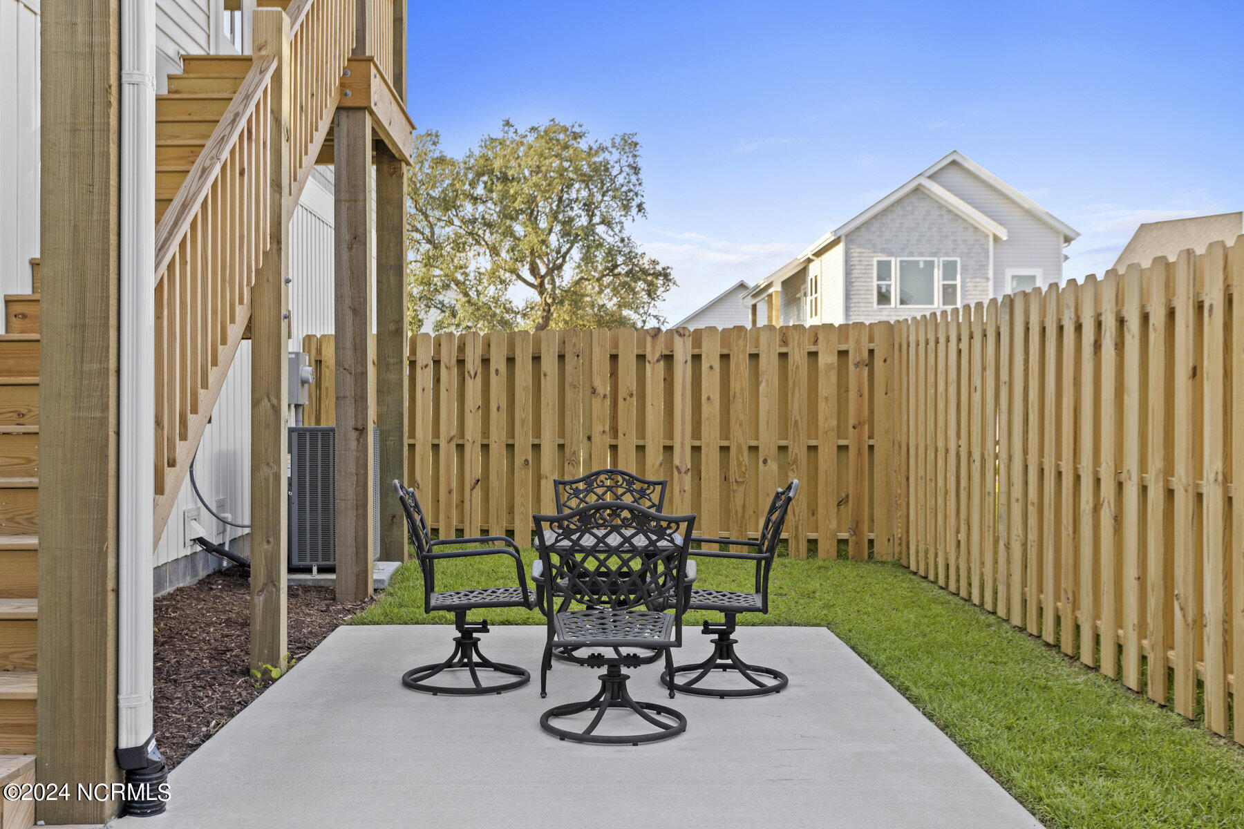 106 Hidden Cove Place