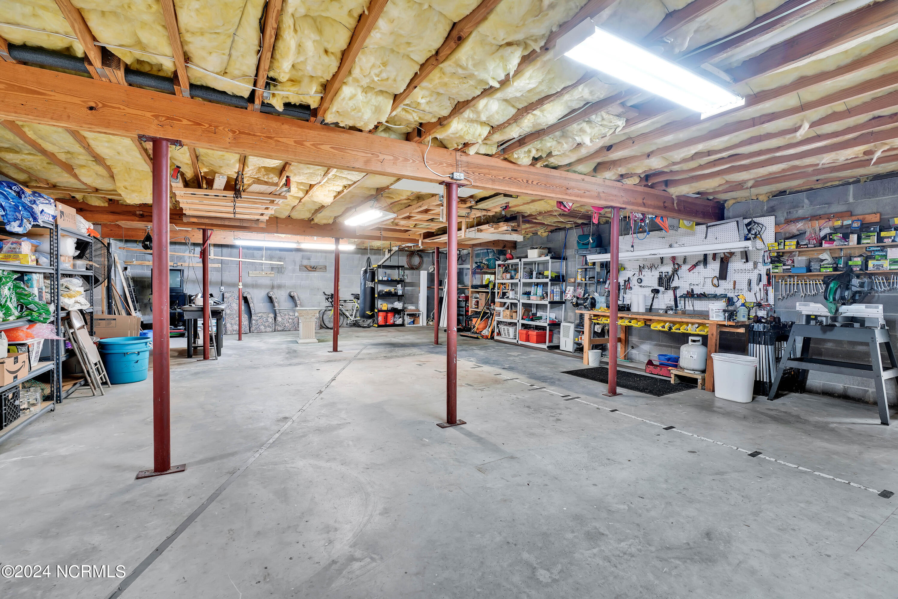 2549 Sloop Landing