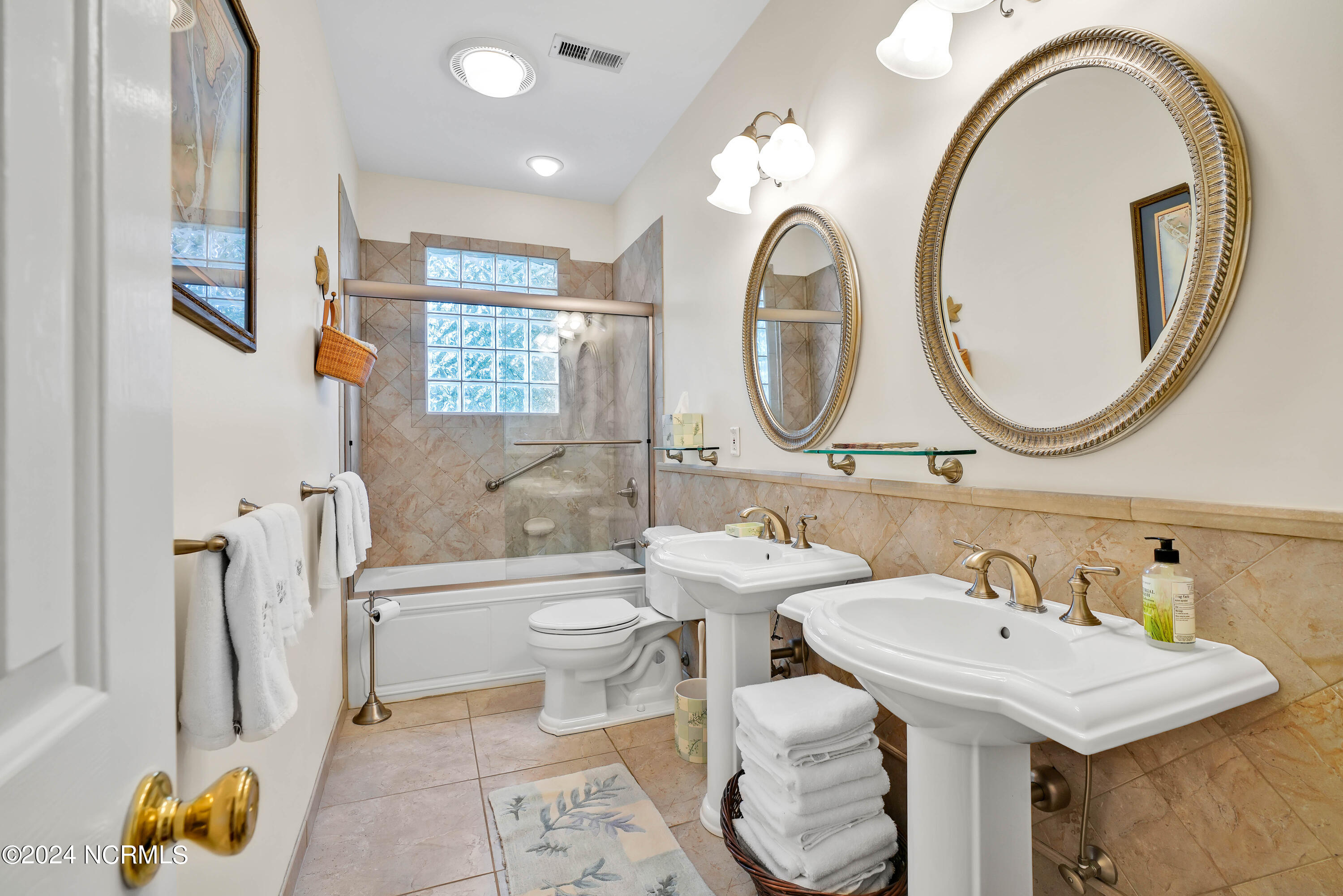 2549 Sloop Landing