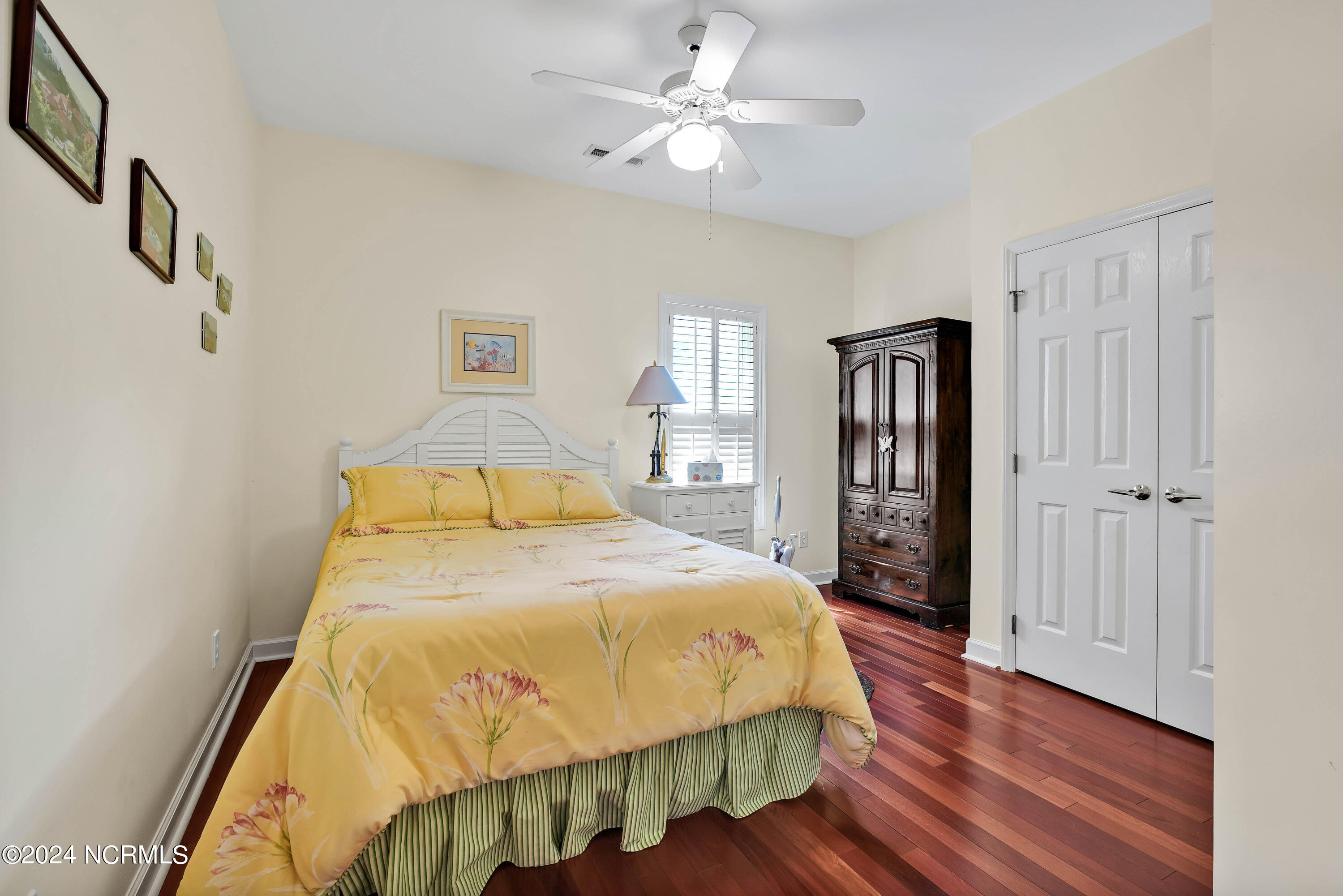 2549 Sloop Landing