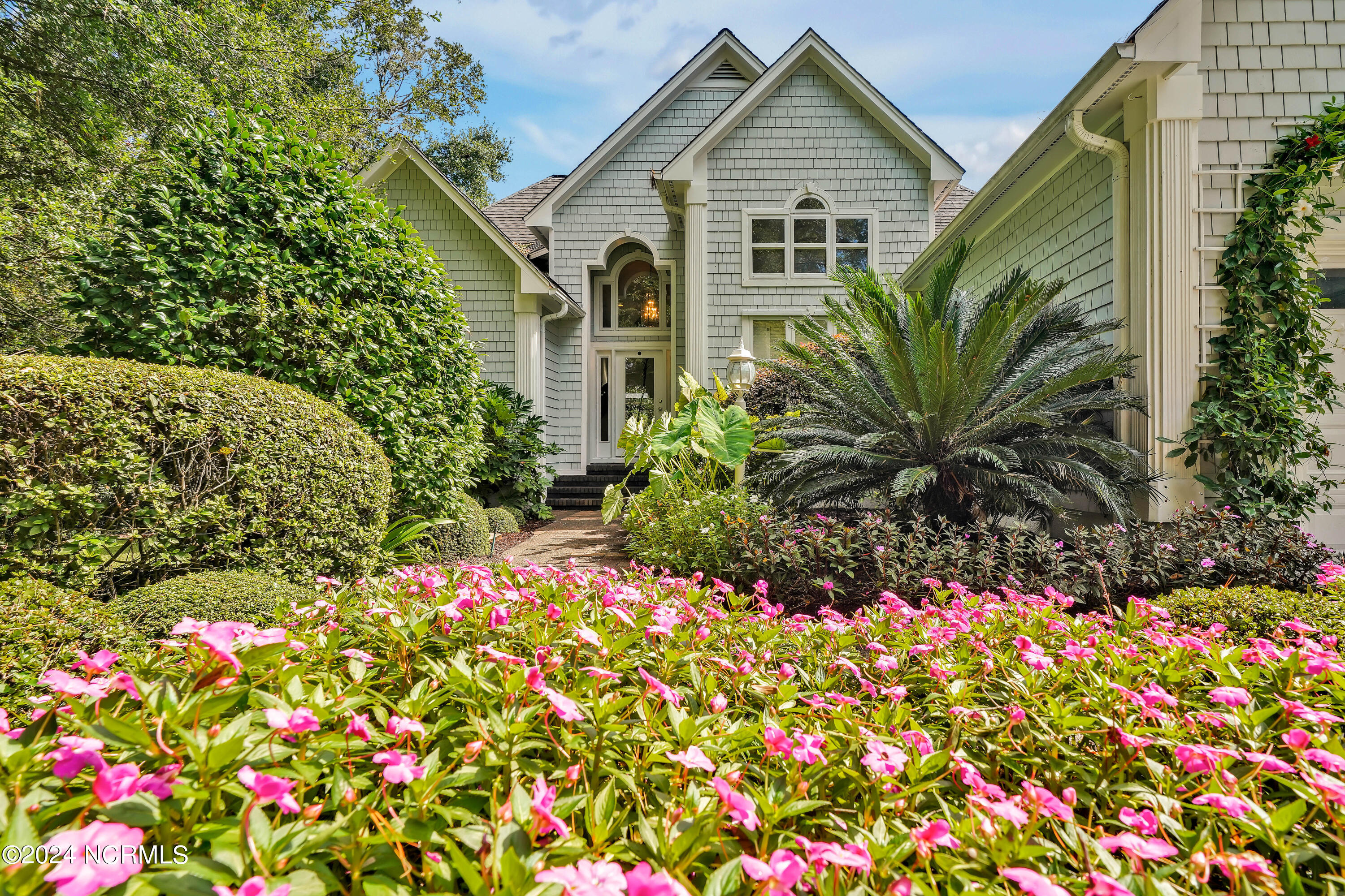 2549 Sloop Landing