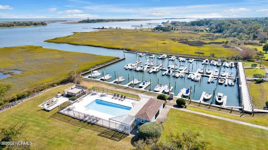 2549 Sloop Landing