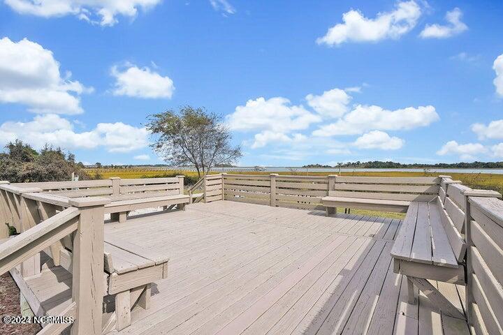 2549 Sloop Landing
