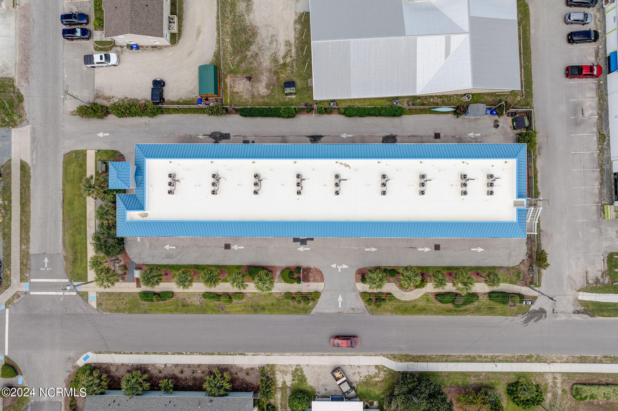 305 N Topsail Drive, Unit 16