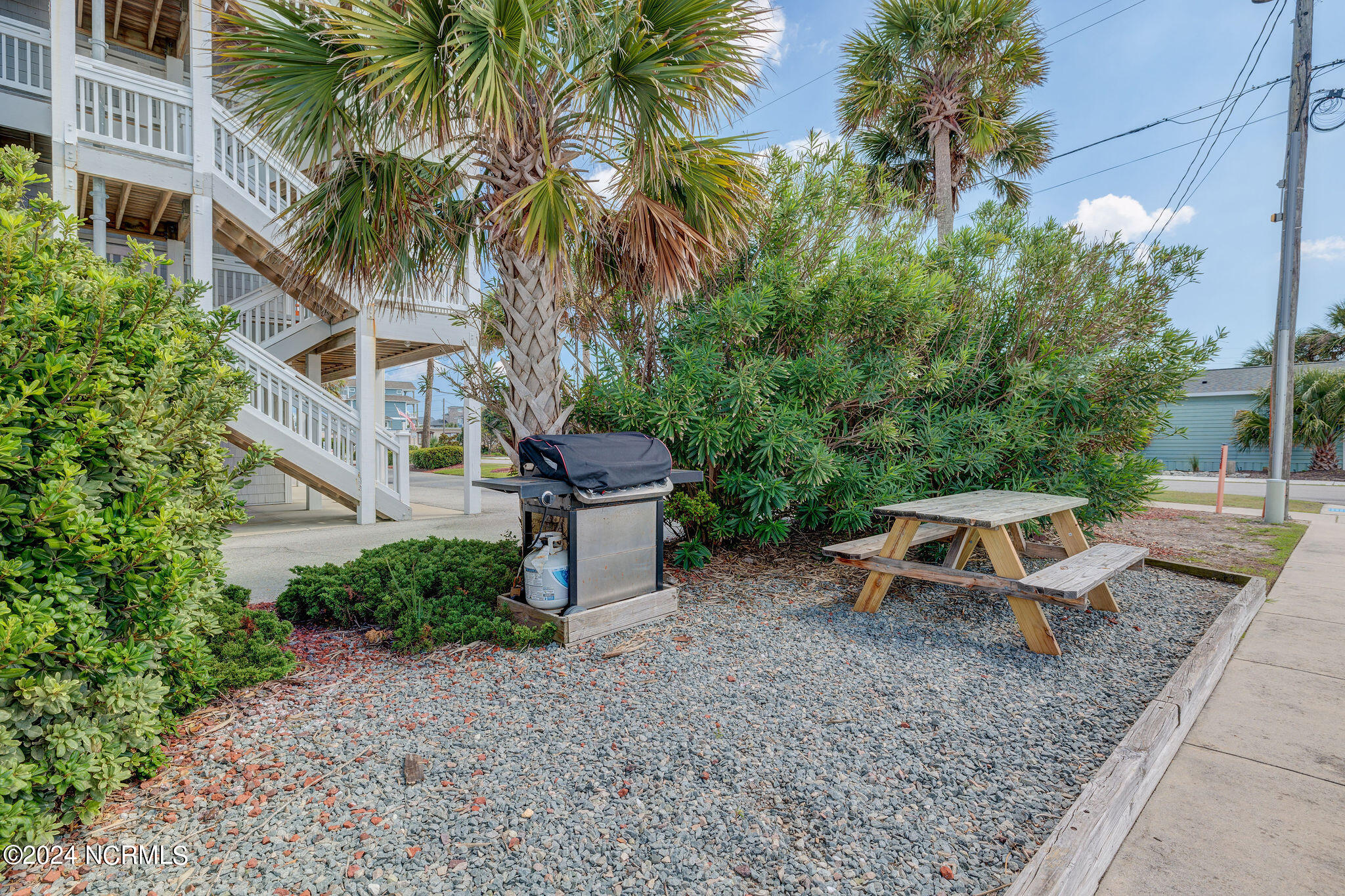 305 N Topsail Drive, Unit 16