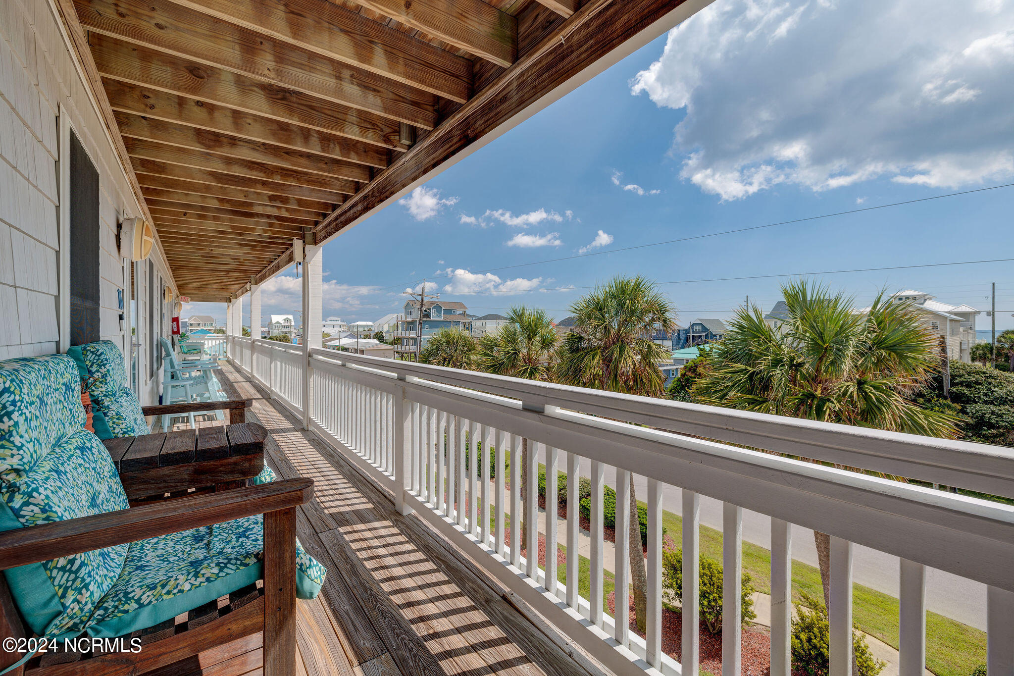 305 N Topsail Drive, Unit 16