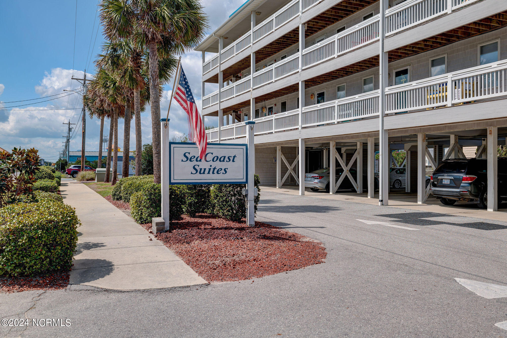 305 N Topsail Drive, Unit 16