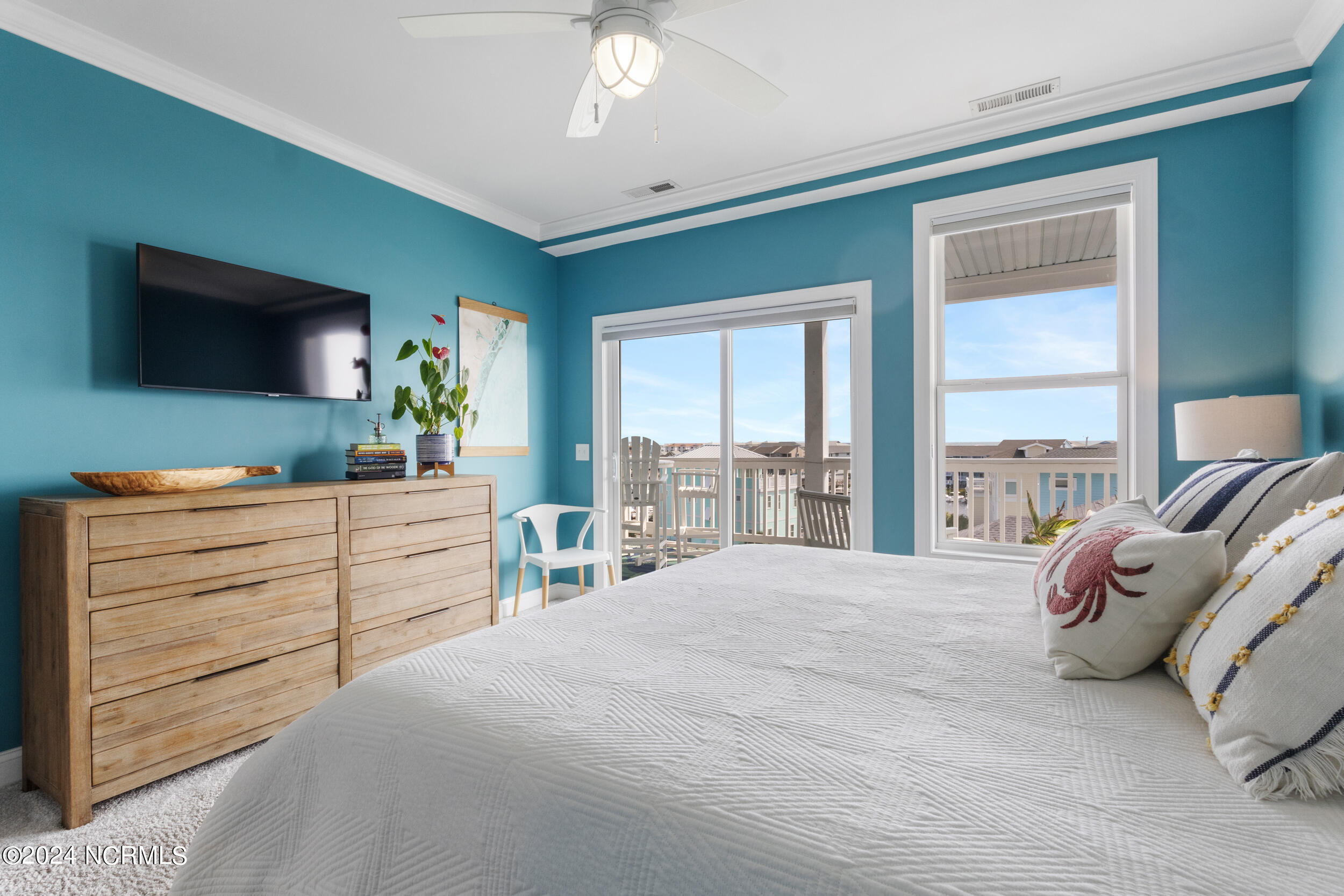 712 Saint Joseph Street, 402