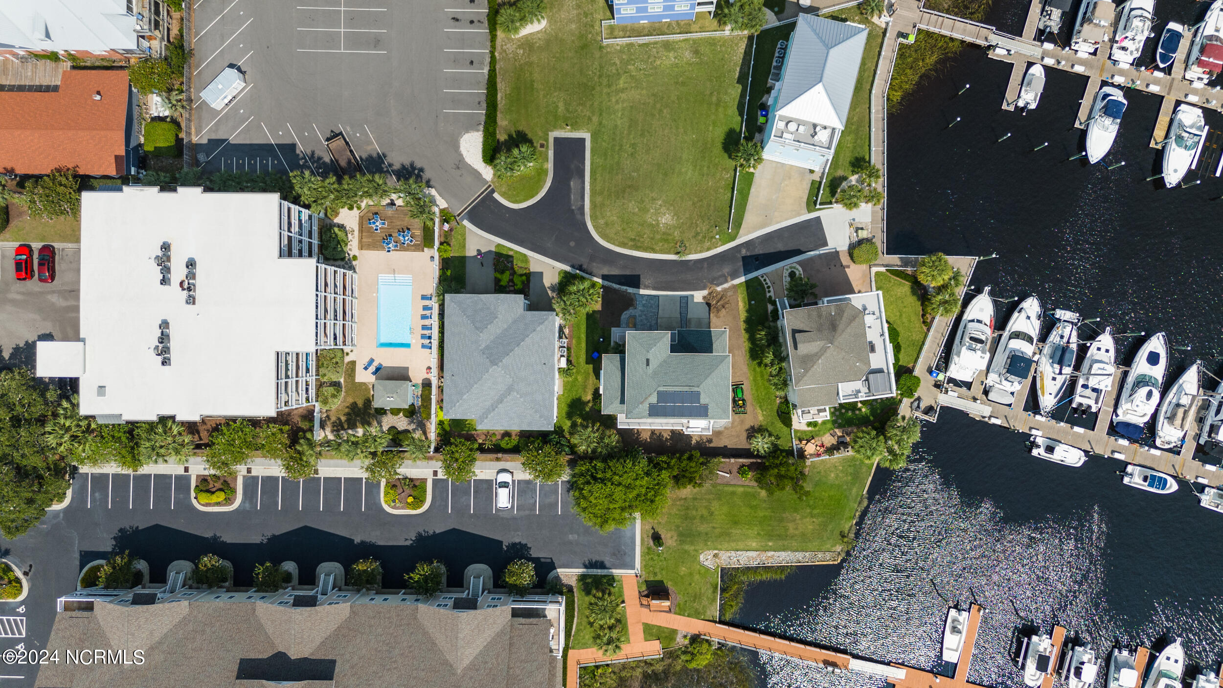 712 Saint Joseph Street, 402