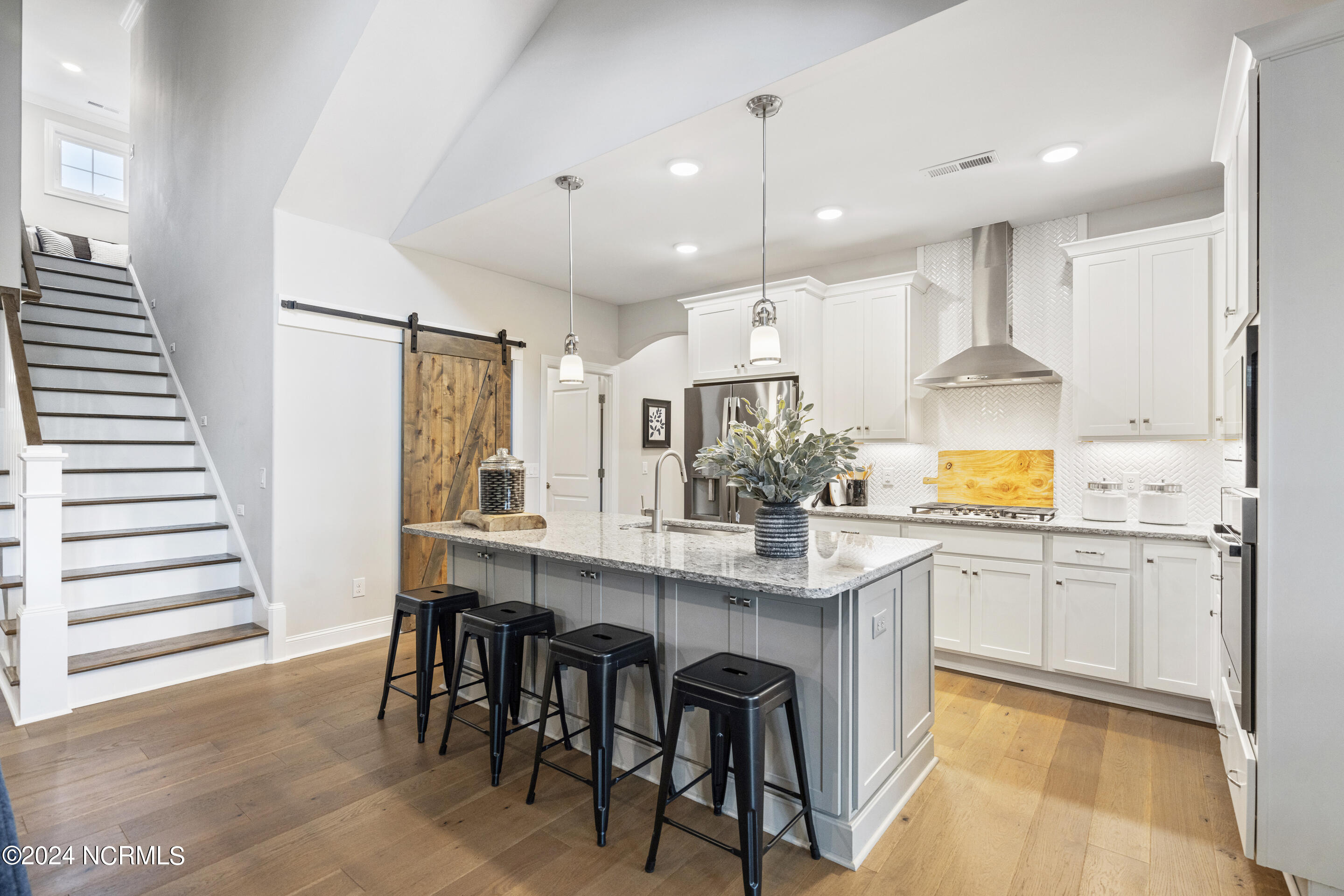 3496 Belle Meade Way NE