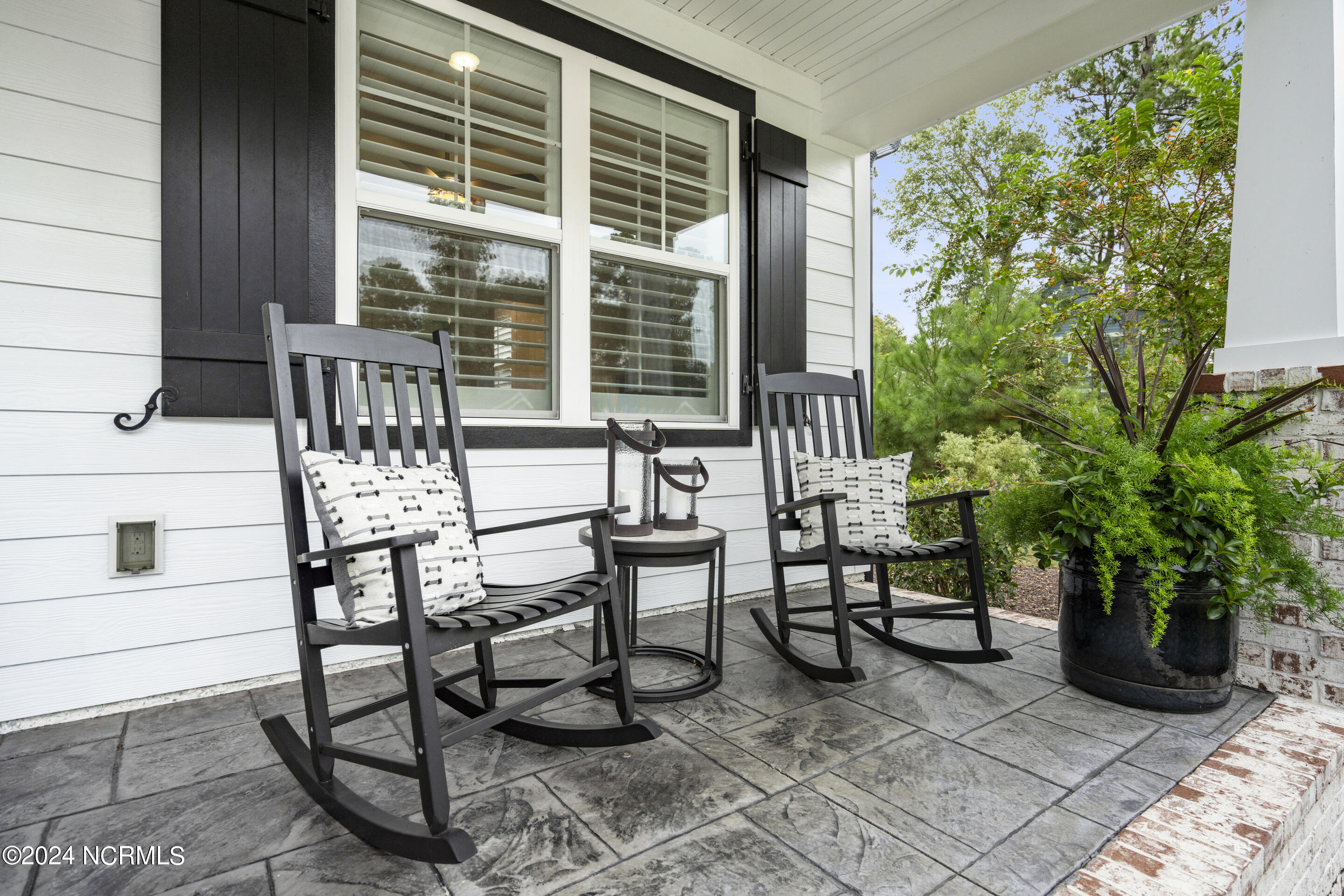 3496 Belle Meade Way NE