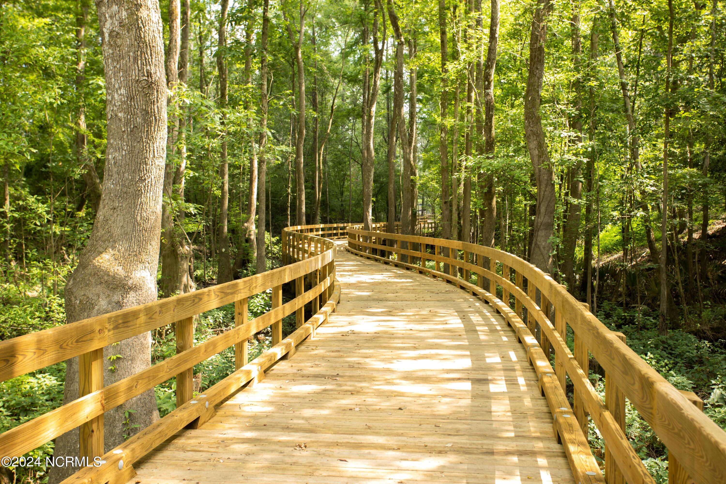 3496 Belle Meade Way NE