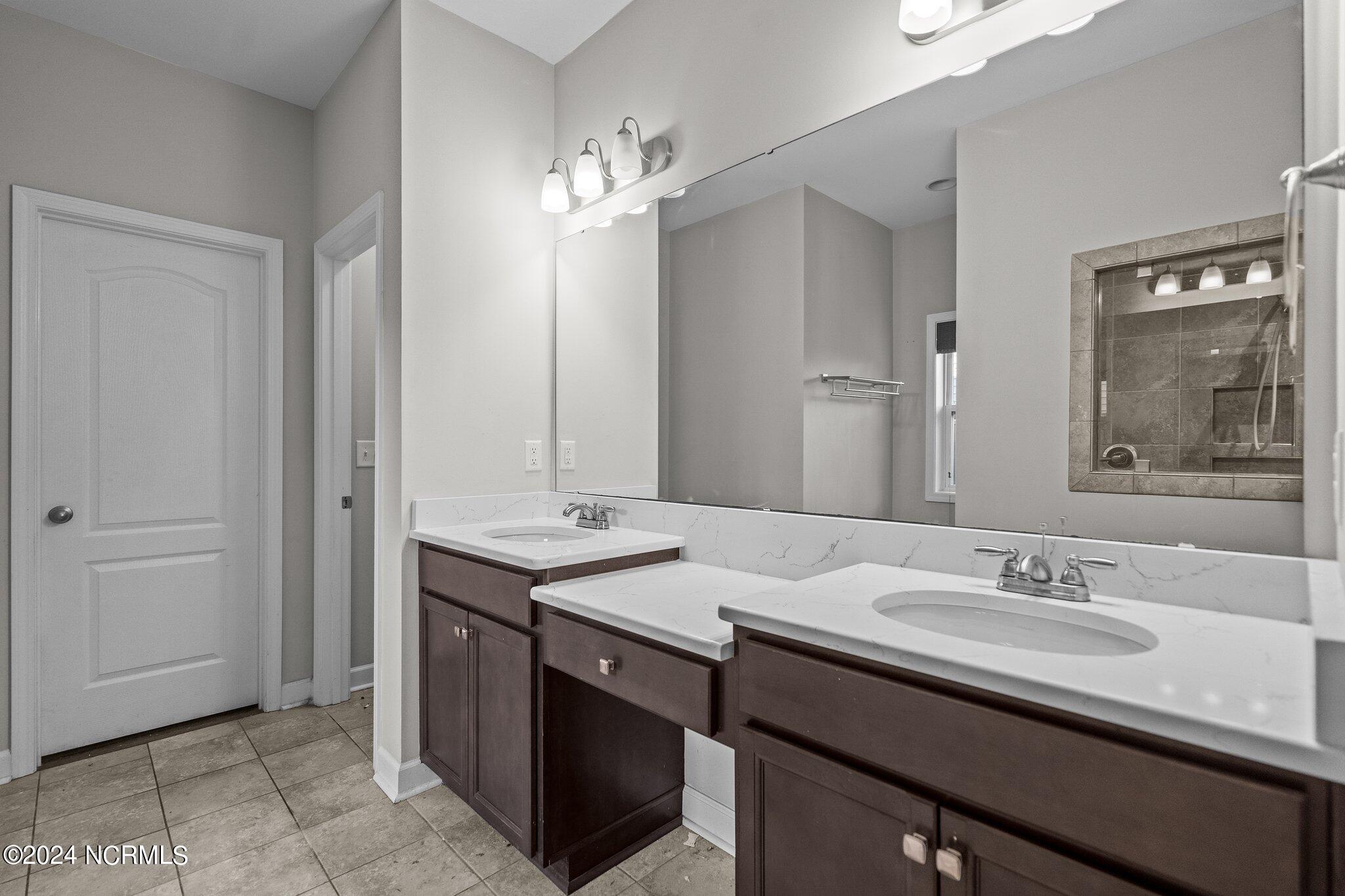 185 Violetear Ridge