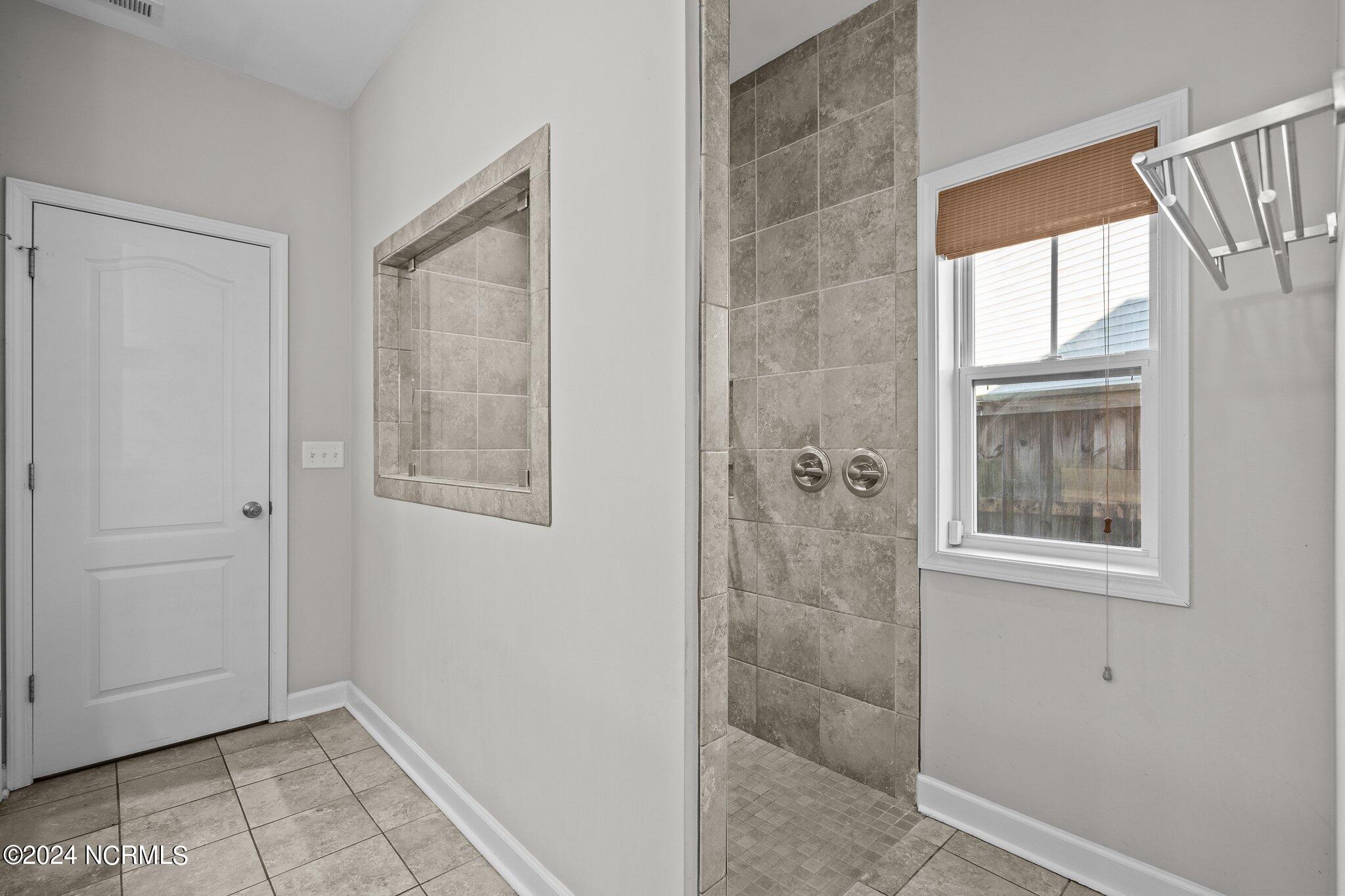 185 Violetear Ridge