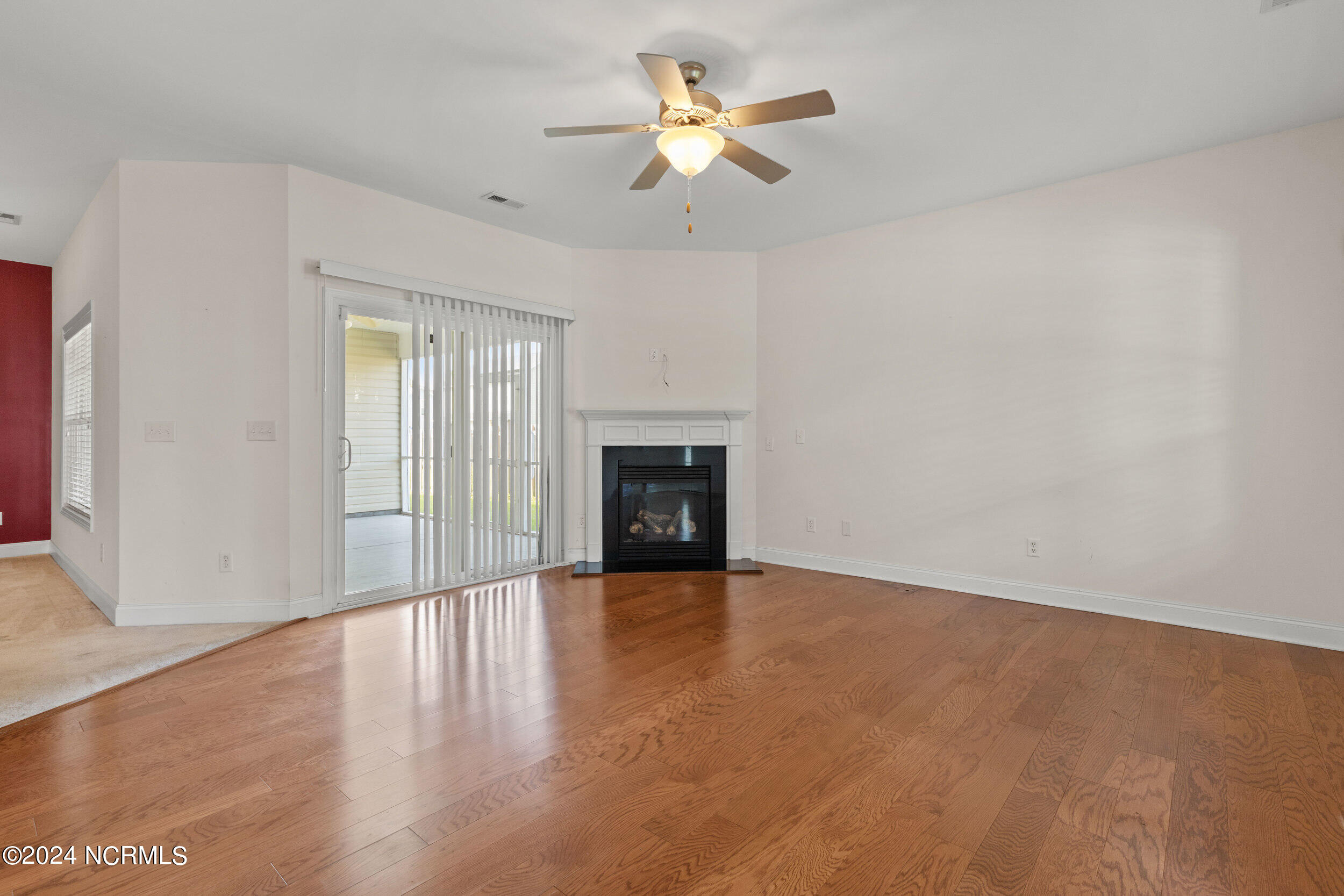 1504 Stones Edge Loop