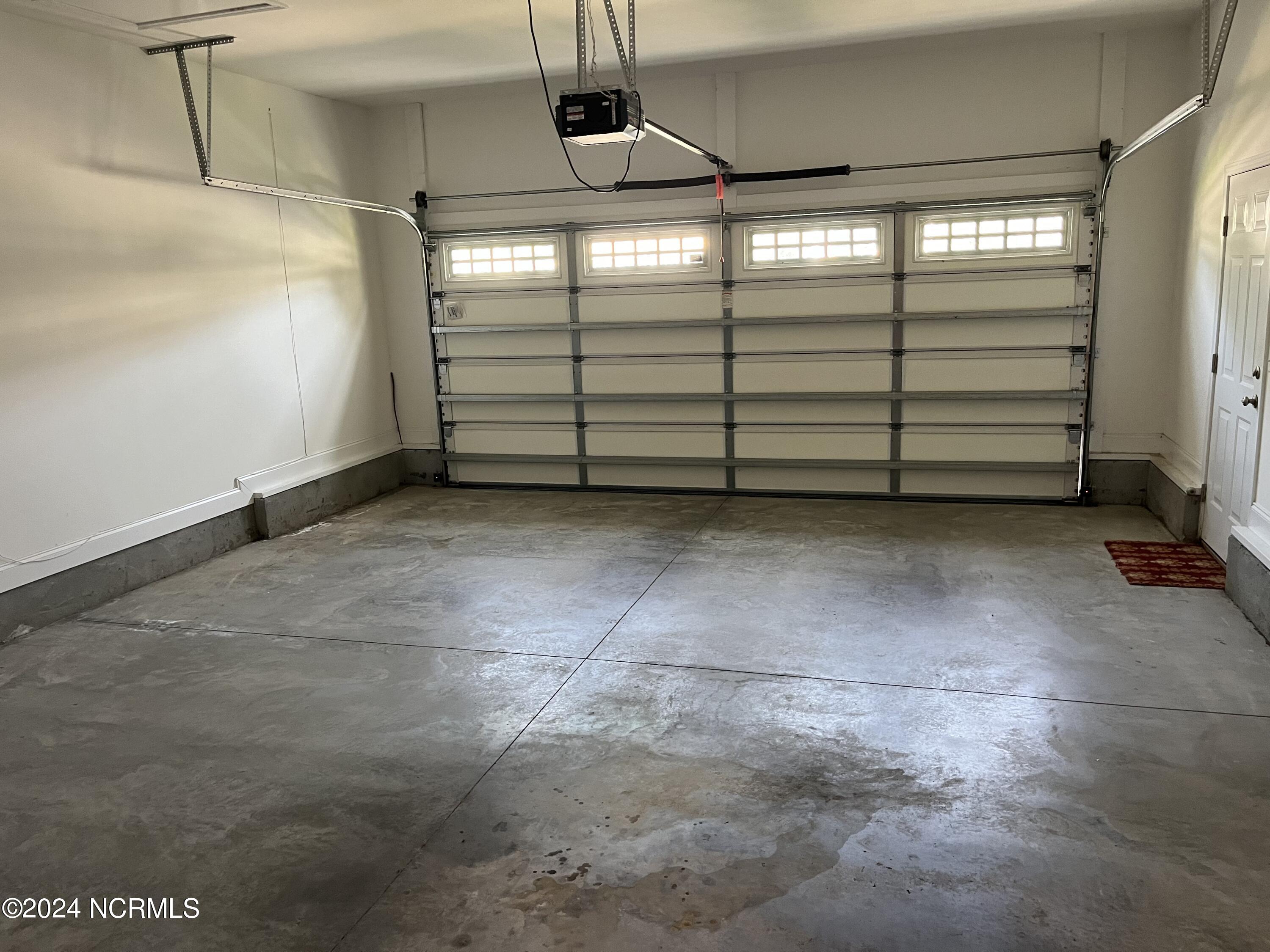 1504 Stones Edge Loop