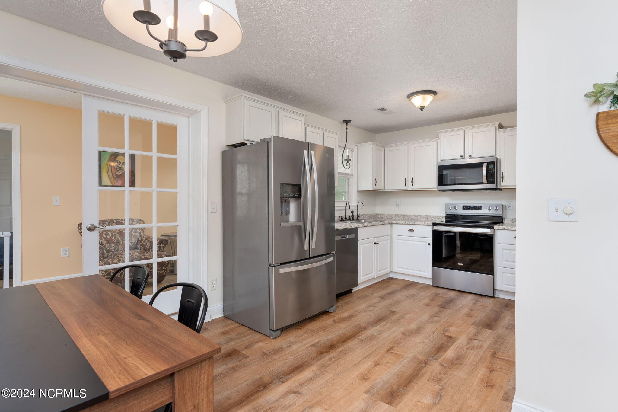 127 Meadowood Drive