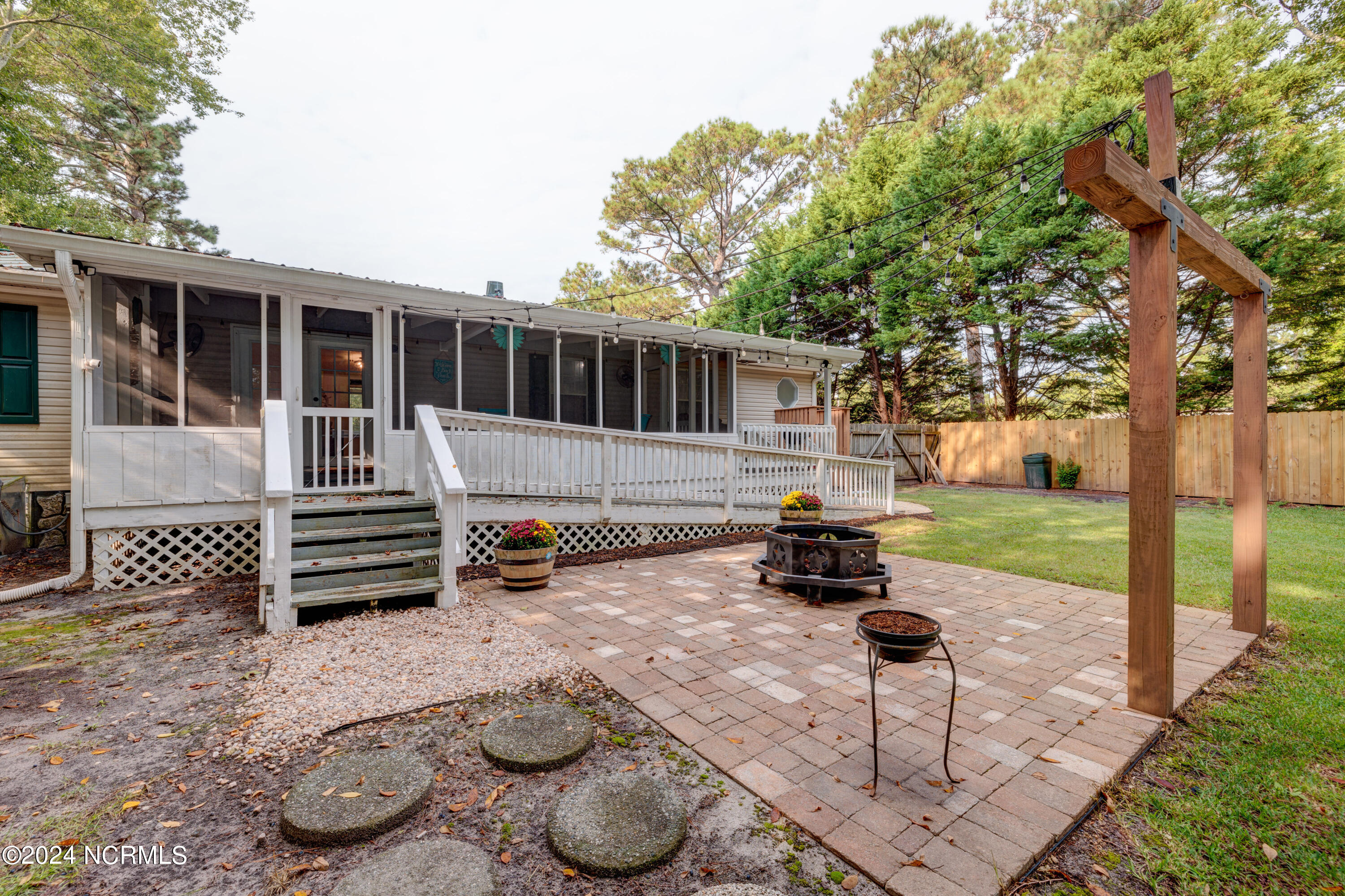 1474 Riverview Drive SW